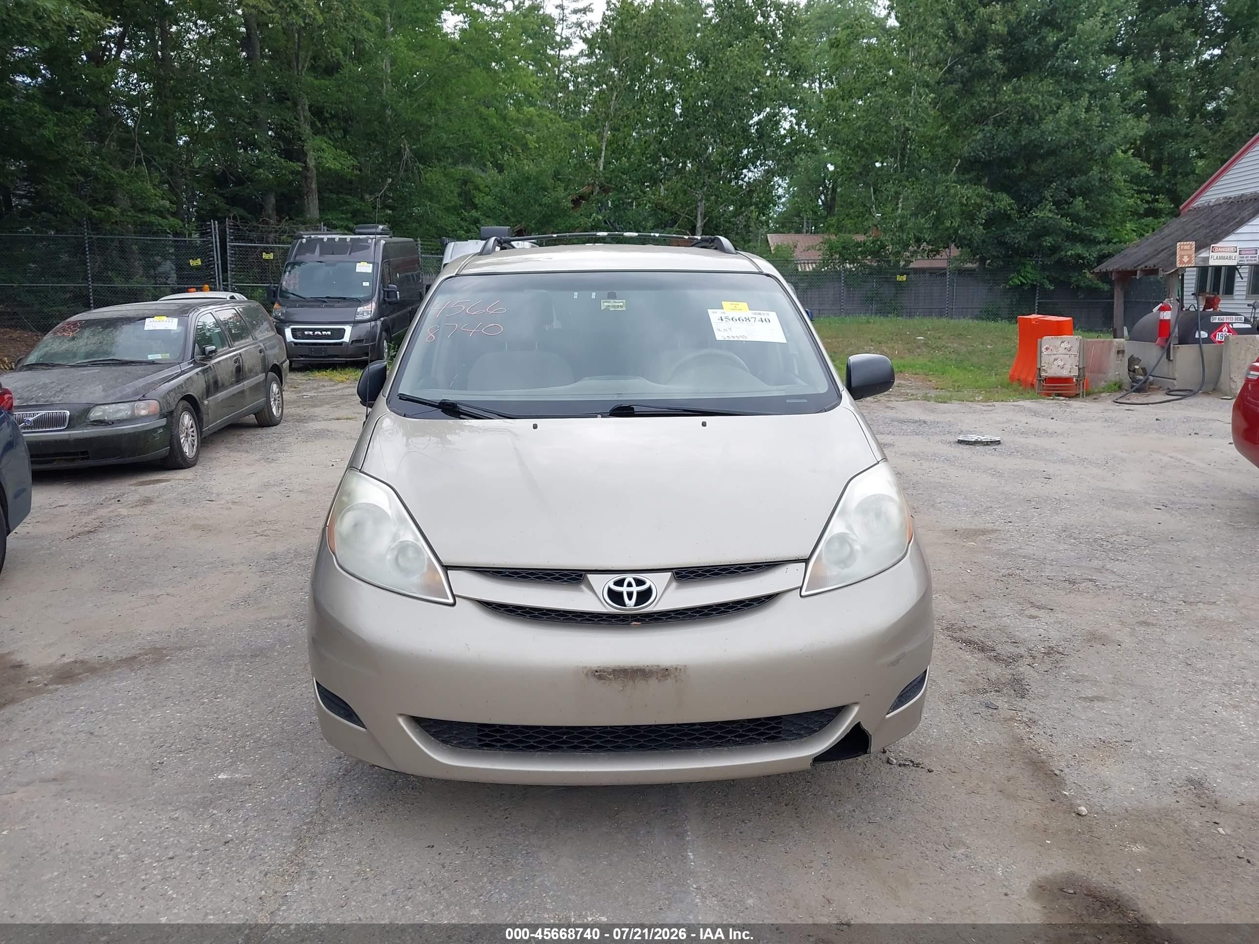 2008 Toyota Sienna Le Tan vin: 5TDZK23C78S223504