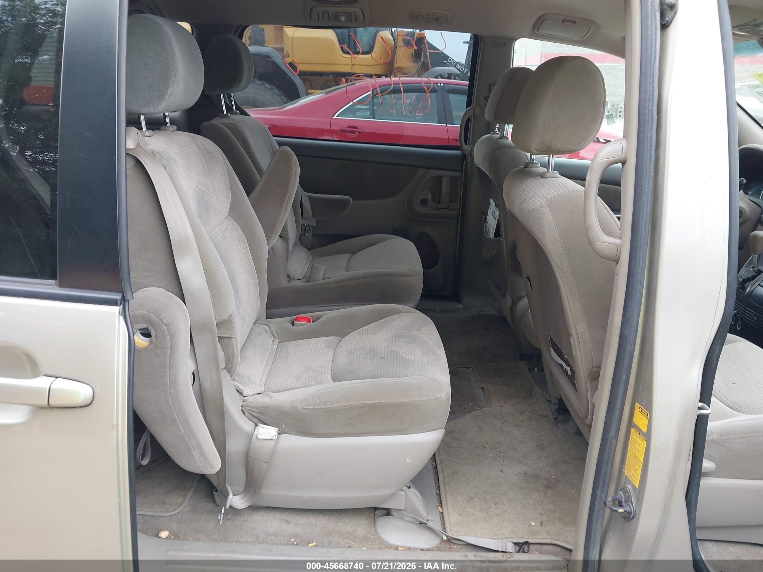 2008 Toyota Sienna Le Tan vin: 5TDZK23C78S223504