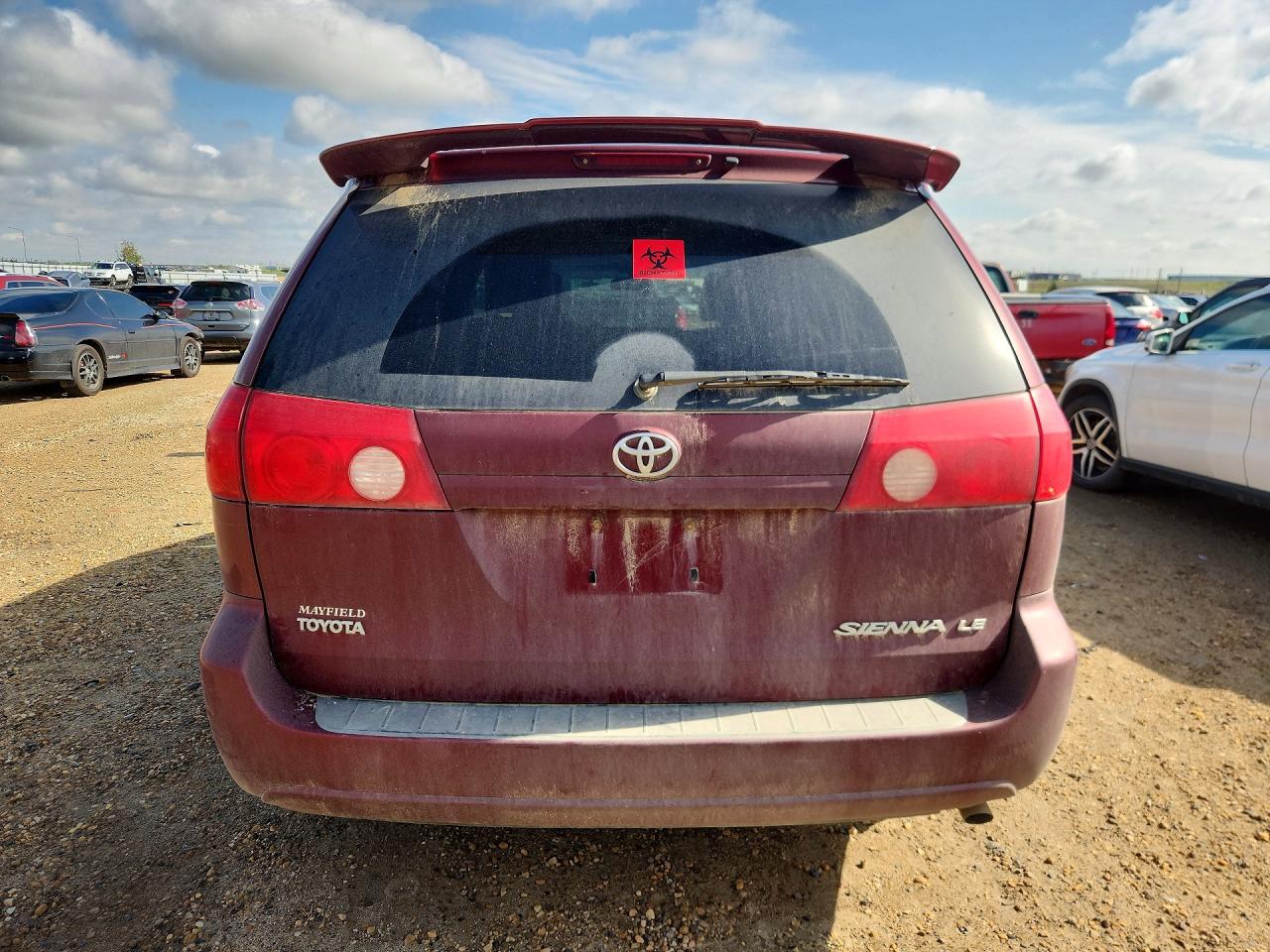 2009 Toyota Sienna Ce 7-passenger Maroon vin: 5TDZK23C79S241356