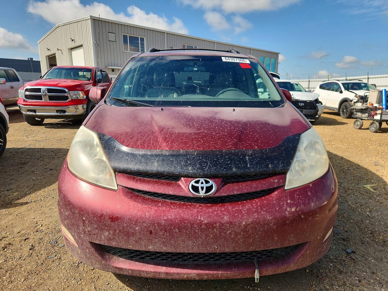 2009 Toyota Sienna Ce 7-passenger Maroon vin: 5TDZK23C79S241356