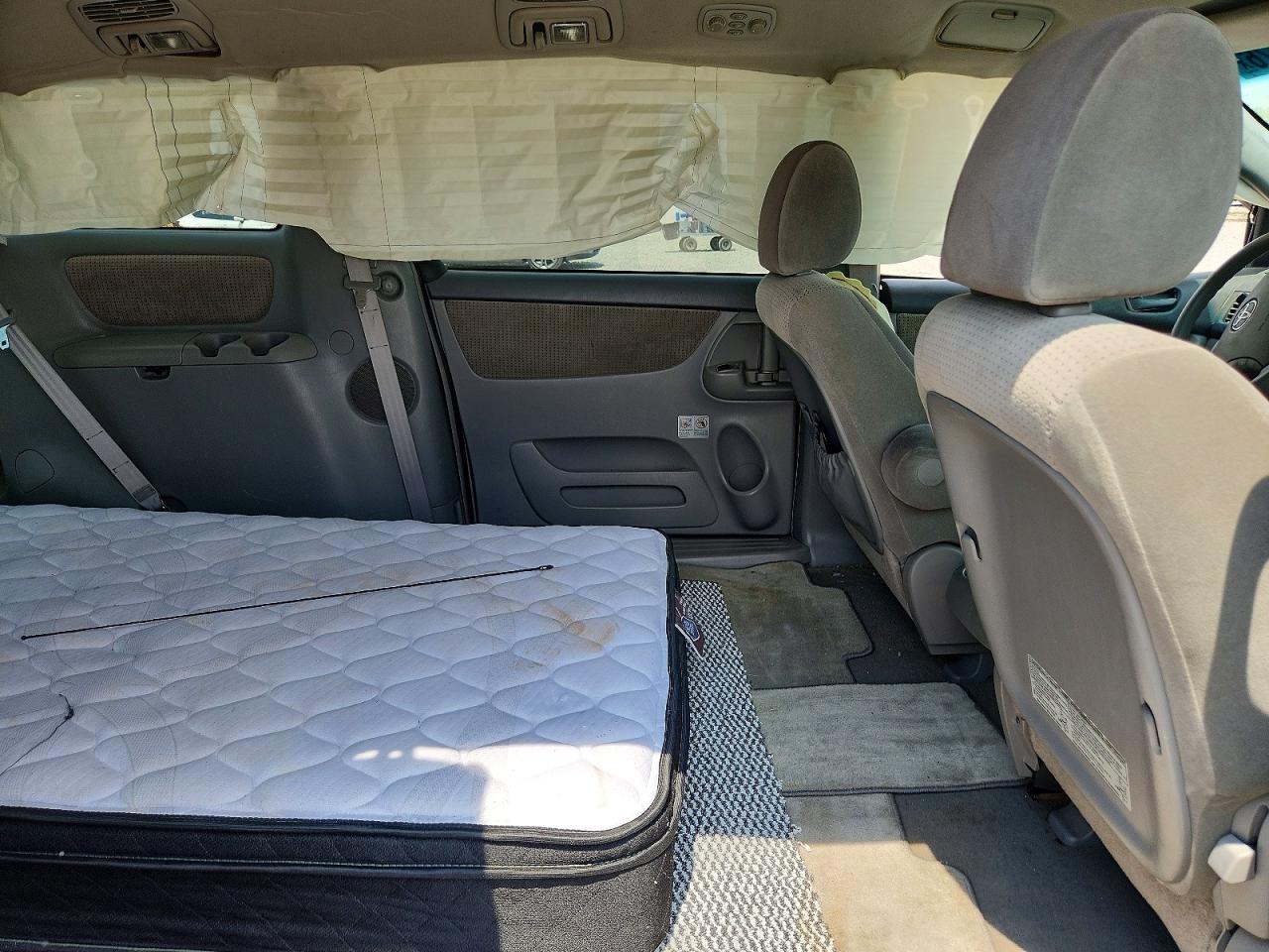 2009 Toyota Sienna Le 7-passenger Бордовый vin: 5TDZK23C79S247562