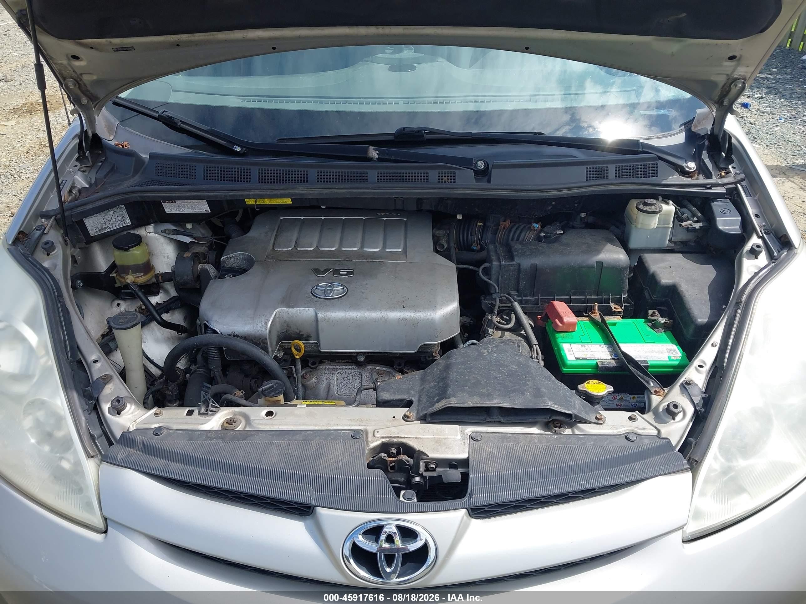 2009 Toyota Sienna Le Серебряный vin: 5TDZK23C79S264992