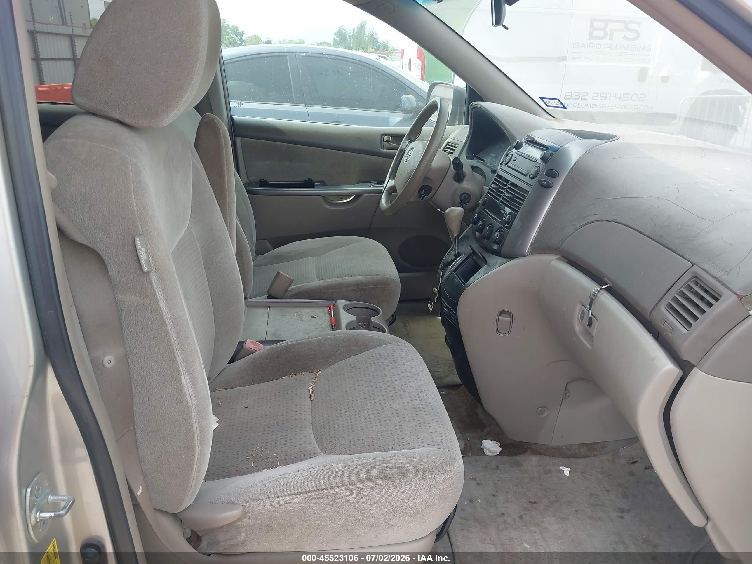 2009 Toyota Sienna Le Beige vin: 5TDZK23C79S265950