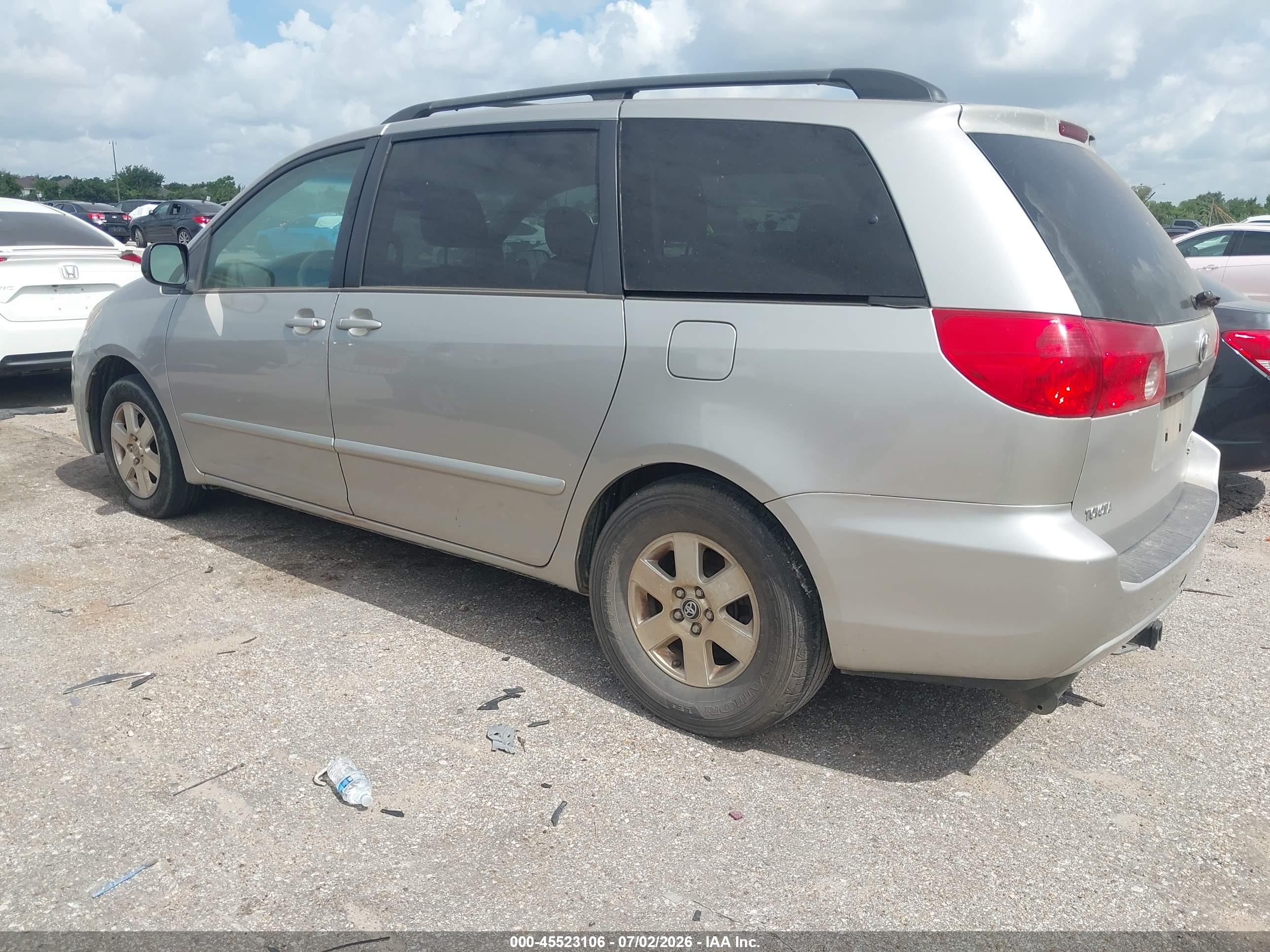 2009 Toyota Sienna Le Beige vin: 5TDZK23C79S265950