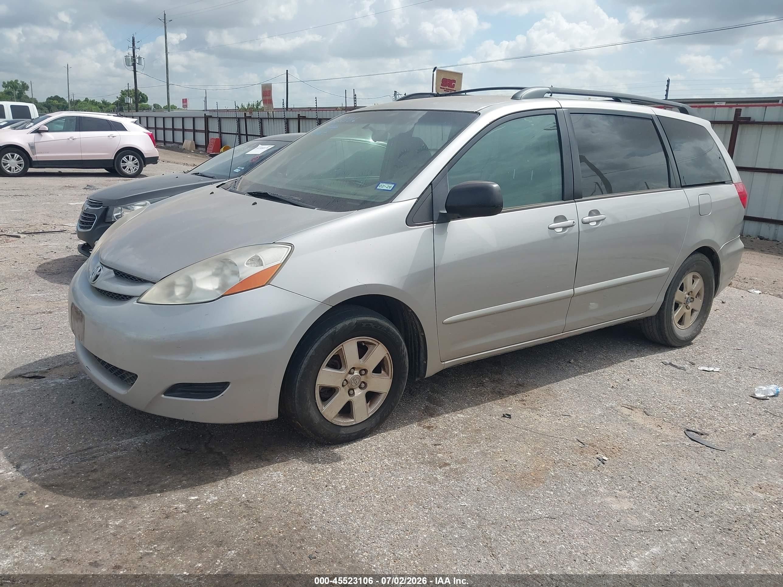 2009 Toyota Sienna Le Beige vin: 5TDZK23C79S265950