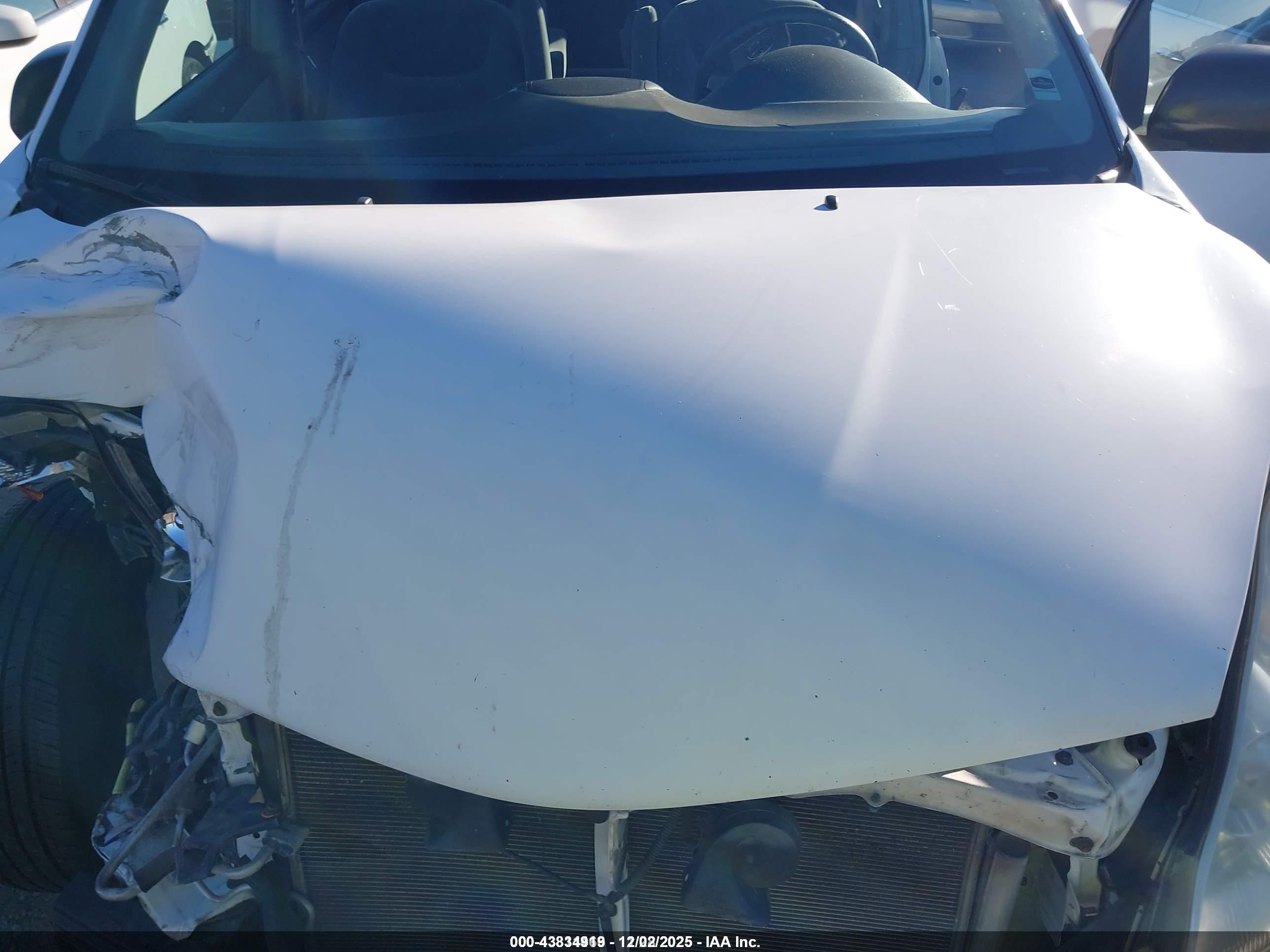 2007 Toyota Sienna Ce Белый vin: 5TDZK23C87S016506