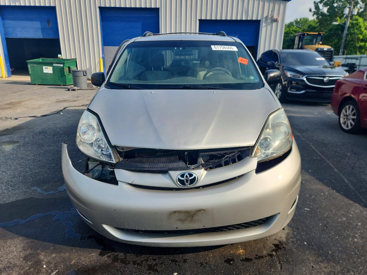 2007 Toyota Sienna Le 7-passenger Gold vin: 5TDZK23C87S023617
