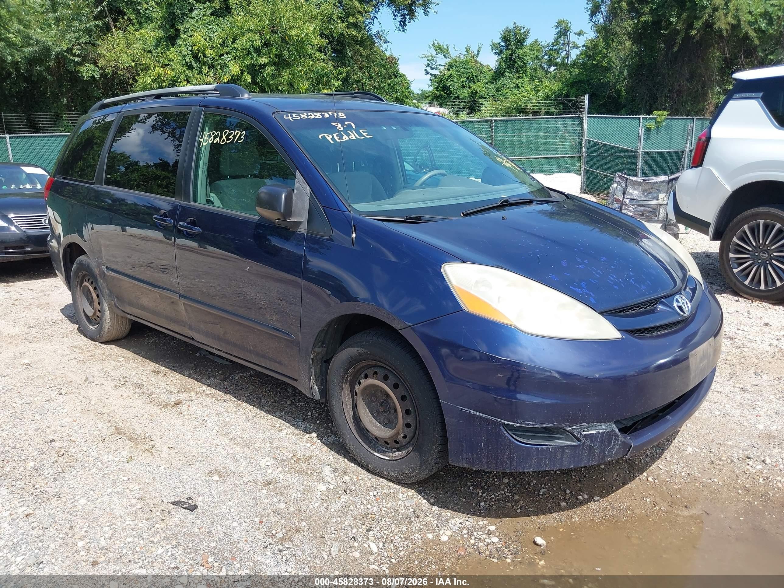 2007 Toyota Sienna Le Blue vin: 5TDZK23C87S035248