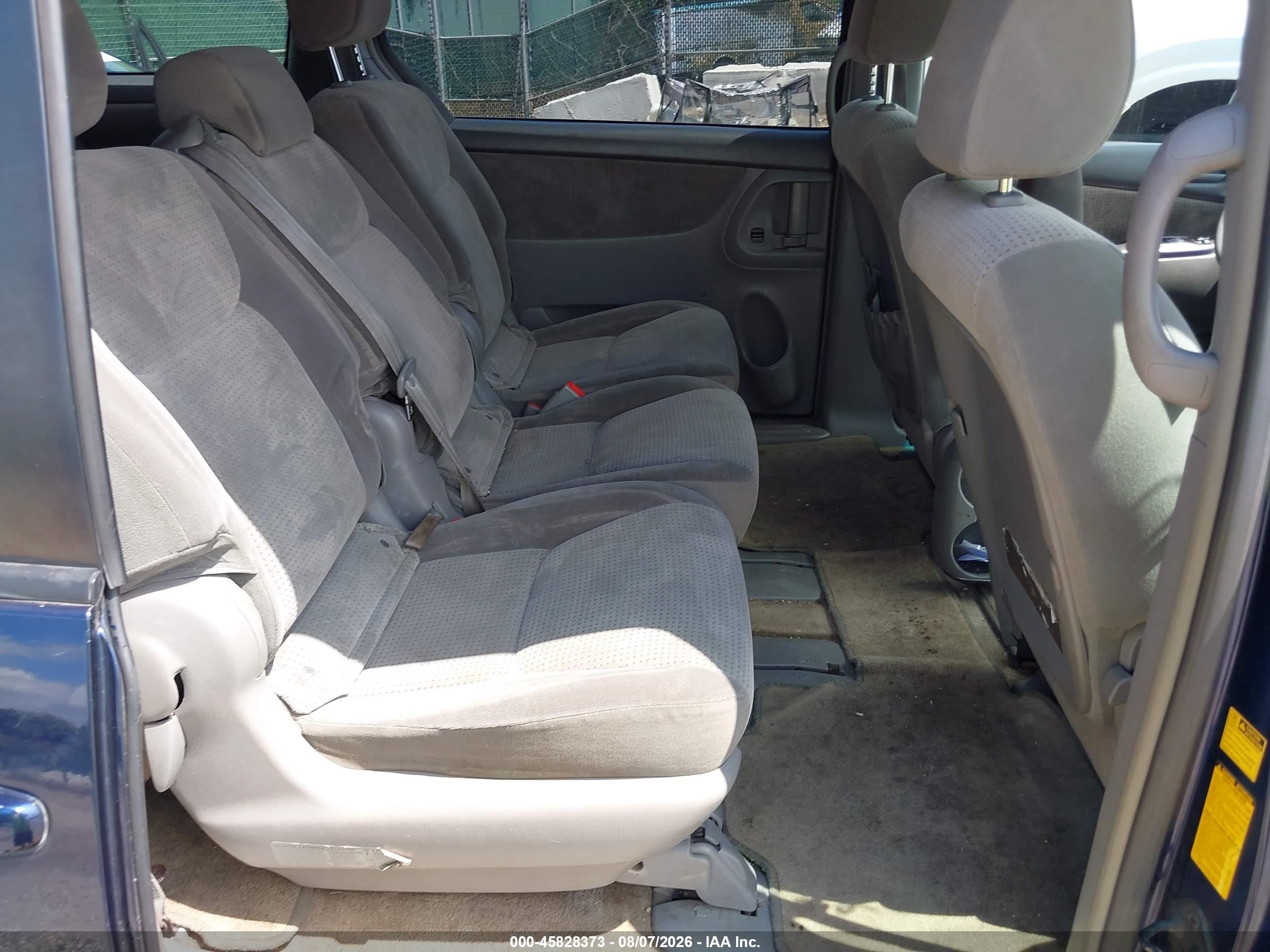 2007 Toyota Sienna Le Синий vin: 5TDZK23C87S035248