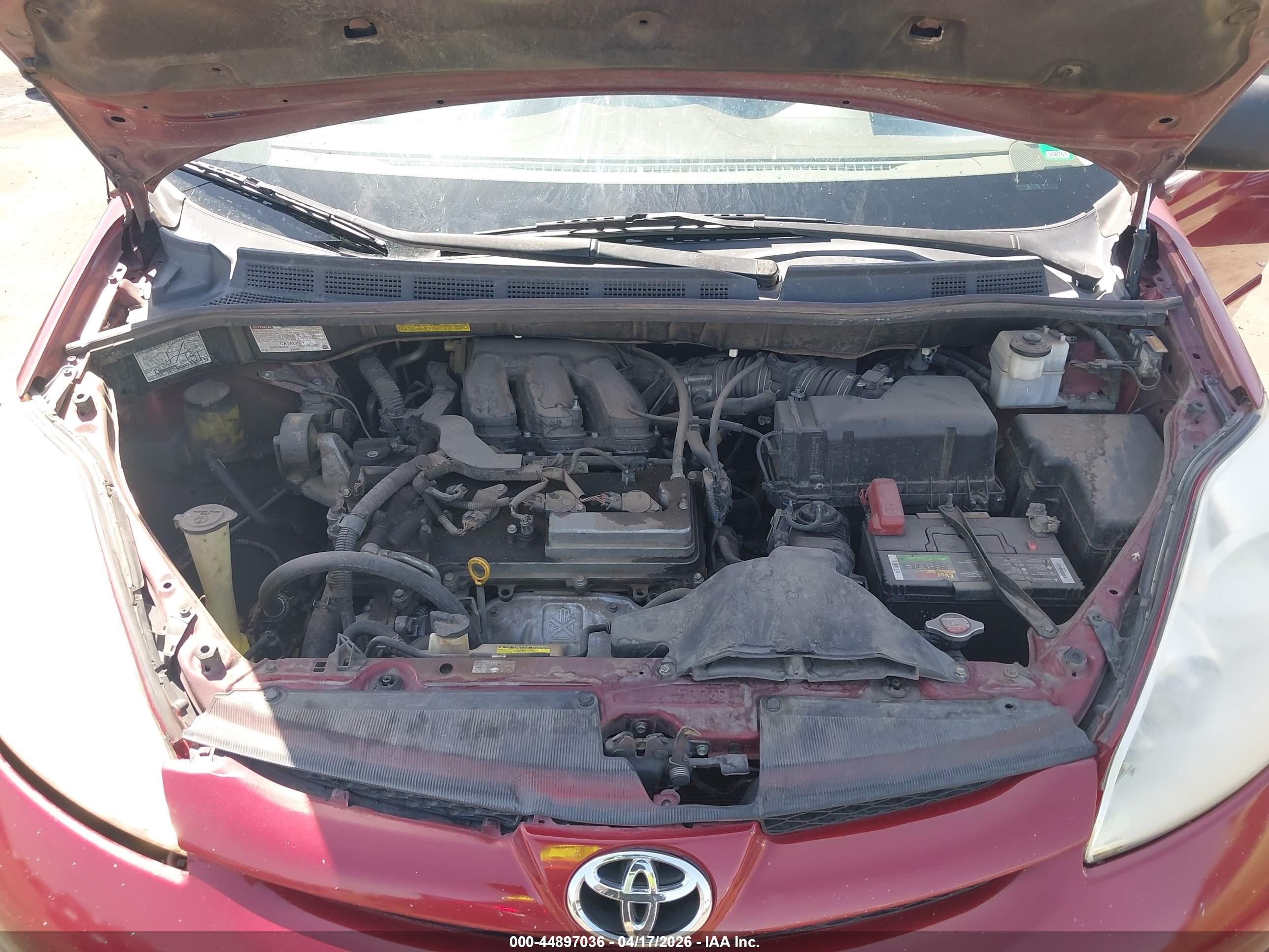 2007 Toyota Sienna Le Maroon vin: 5TDZK23C87S037503