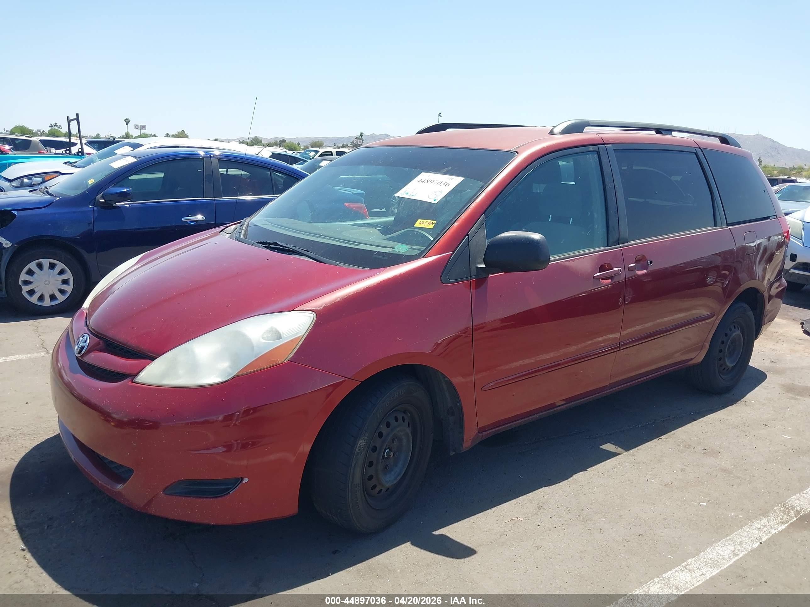 2007 Toyota Sienna Le Maroon vin: 5TDZK23C87S037503