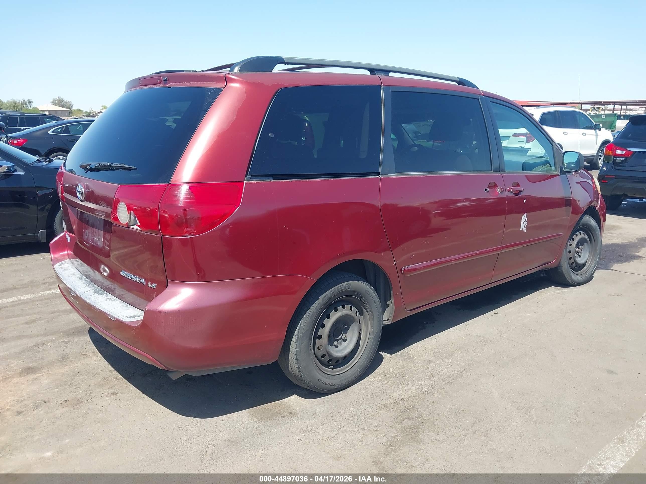 2007 Toyota Sienna Le Maroon vin: 5TDZK23C87S037503
