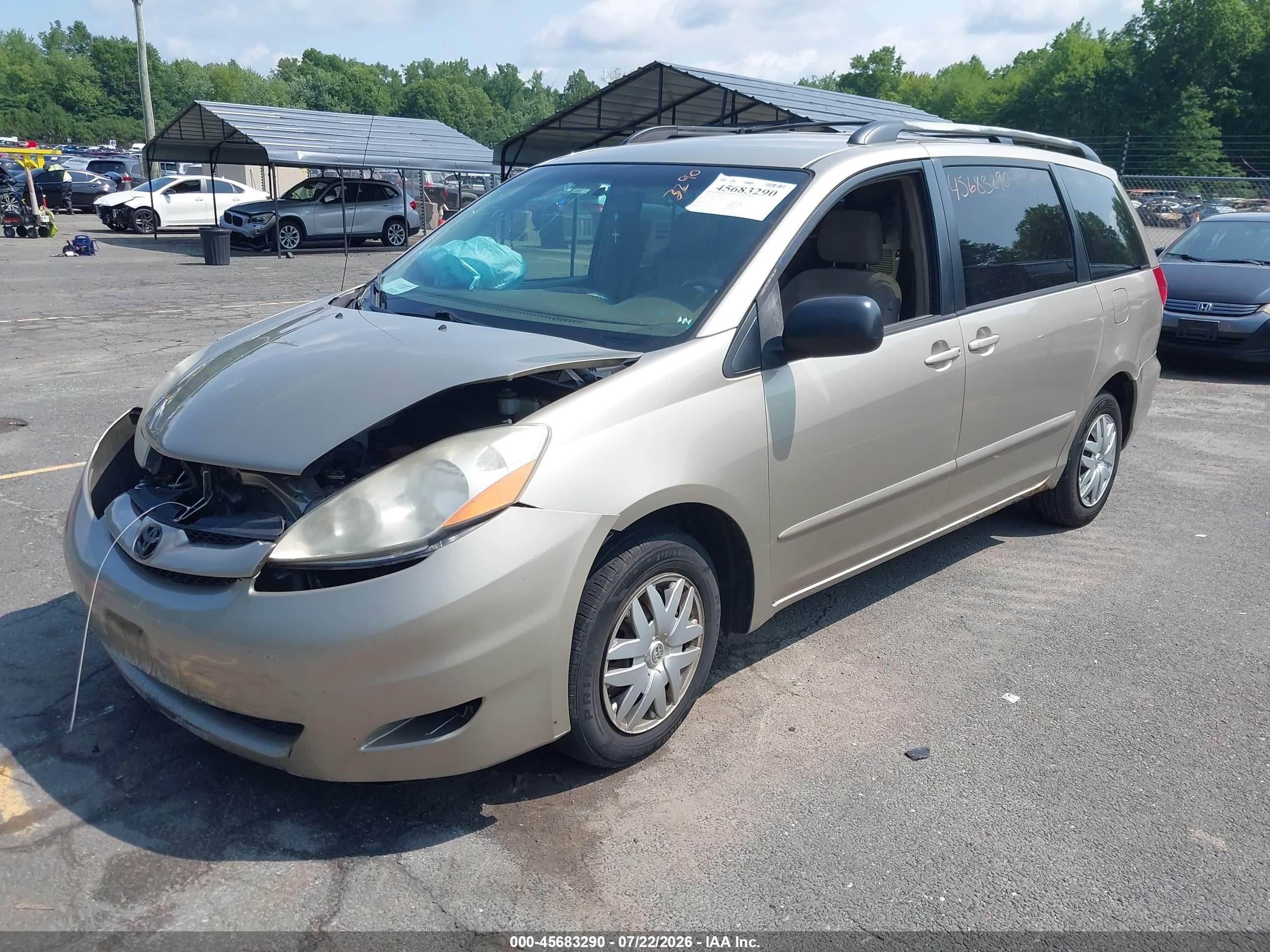2007 Toyota Sienna Le Silver vin: 5TDZK23C87S078987