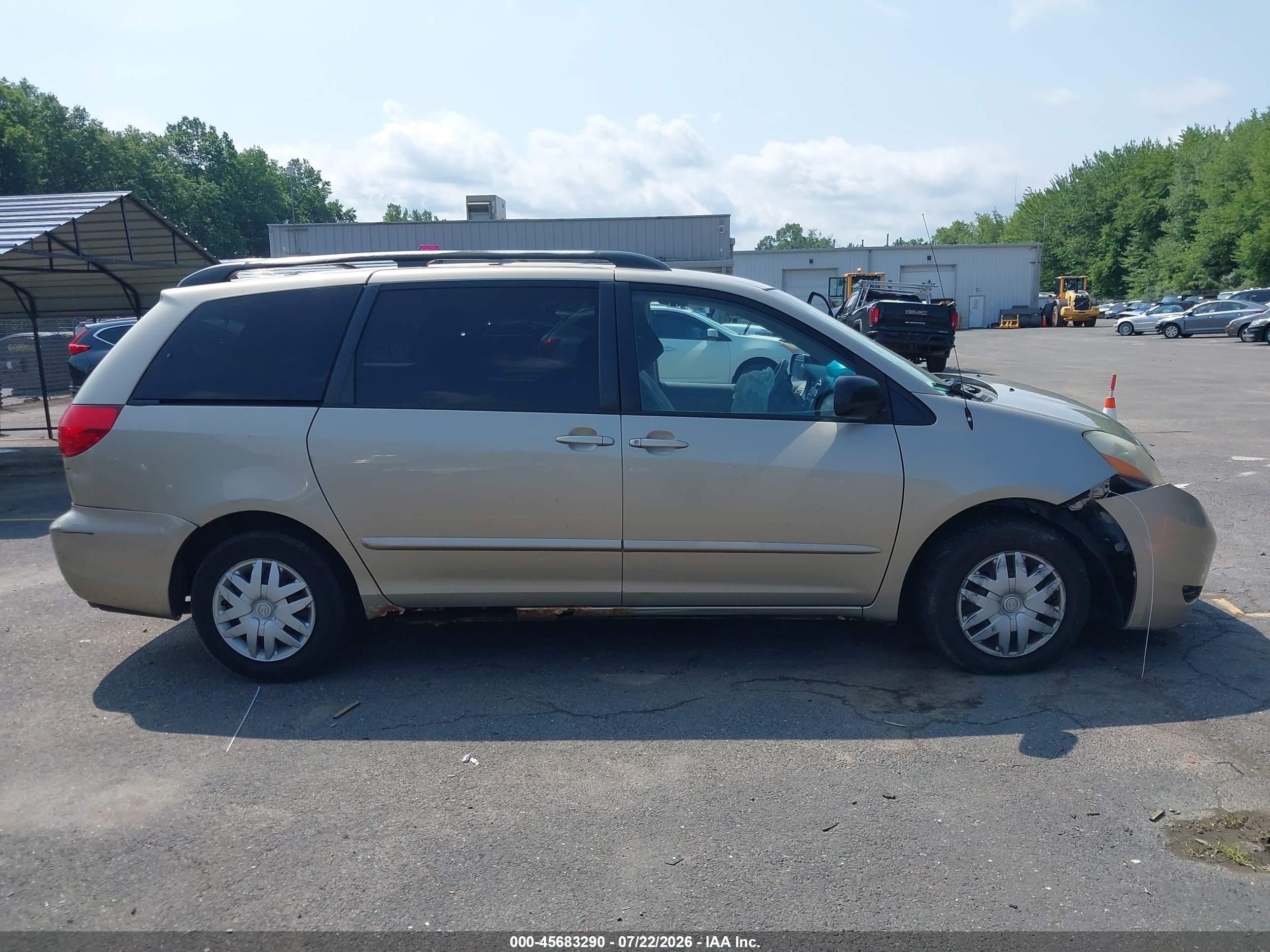 2007 Toyota Sienna Le Silver vin: 5TDZK23C87S078987