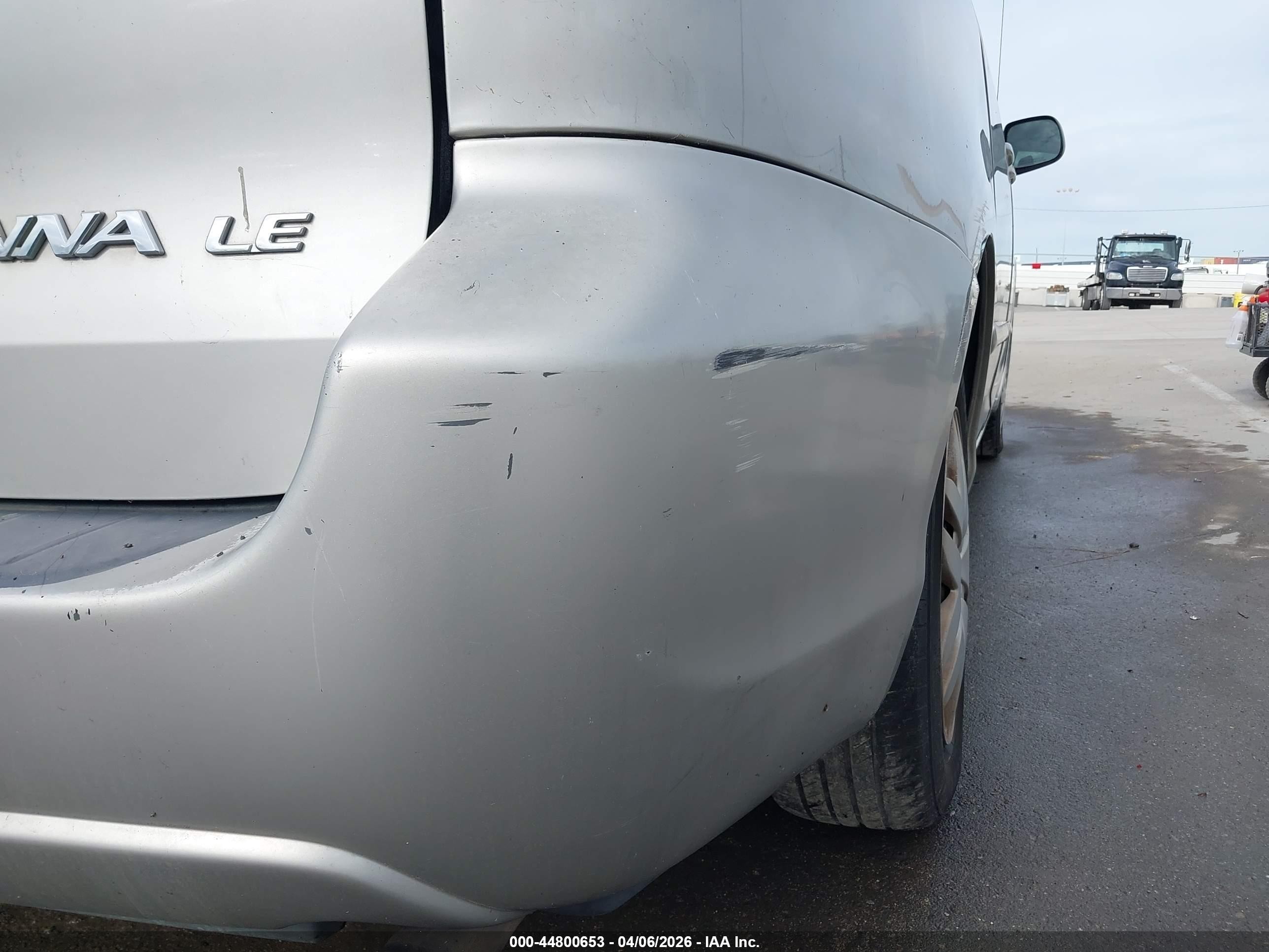 2007 Toyota Sienna Le Серый vin: 5TDZK23C87S084594