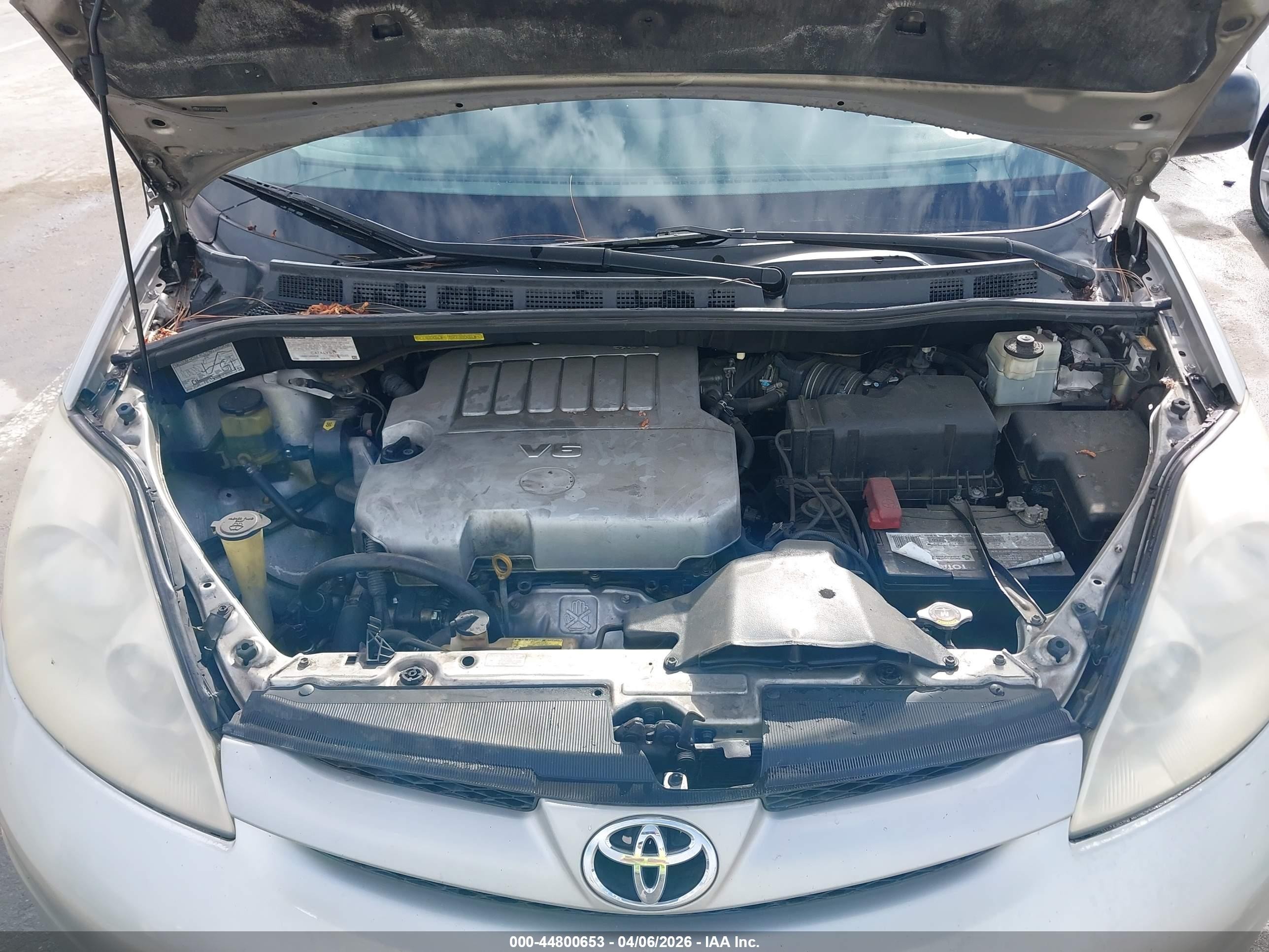 2007 Toyota Sienna Le Серый vin: 5TDZK23C87S084594