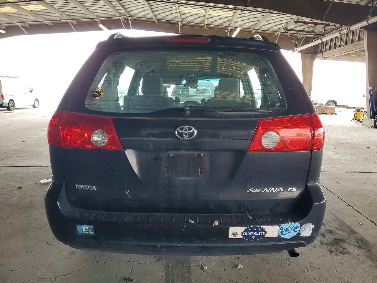 2008 Toyota Sienna Ce 7-passenger Black vin: 5TDZK23C88S208929