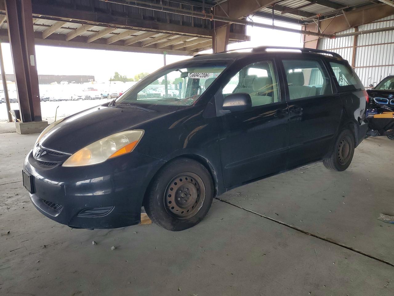 2008 Toyota Sienna Ce 7-passenger Black vin: 5TDZK23C88S208929