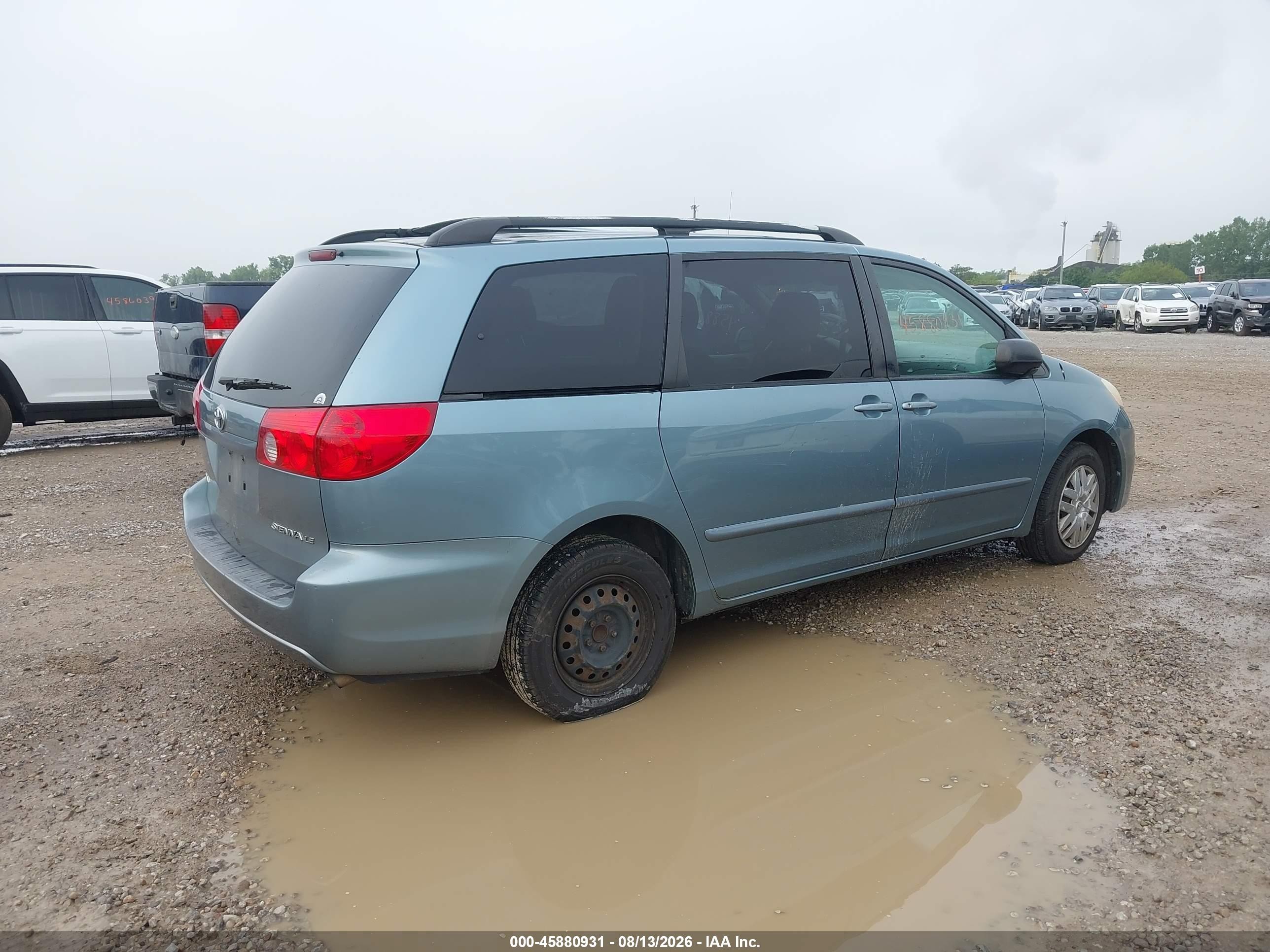 2009 Toyota Sienna Le Blue vin: 5TDZK23C89S254908