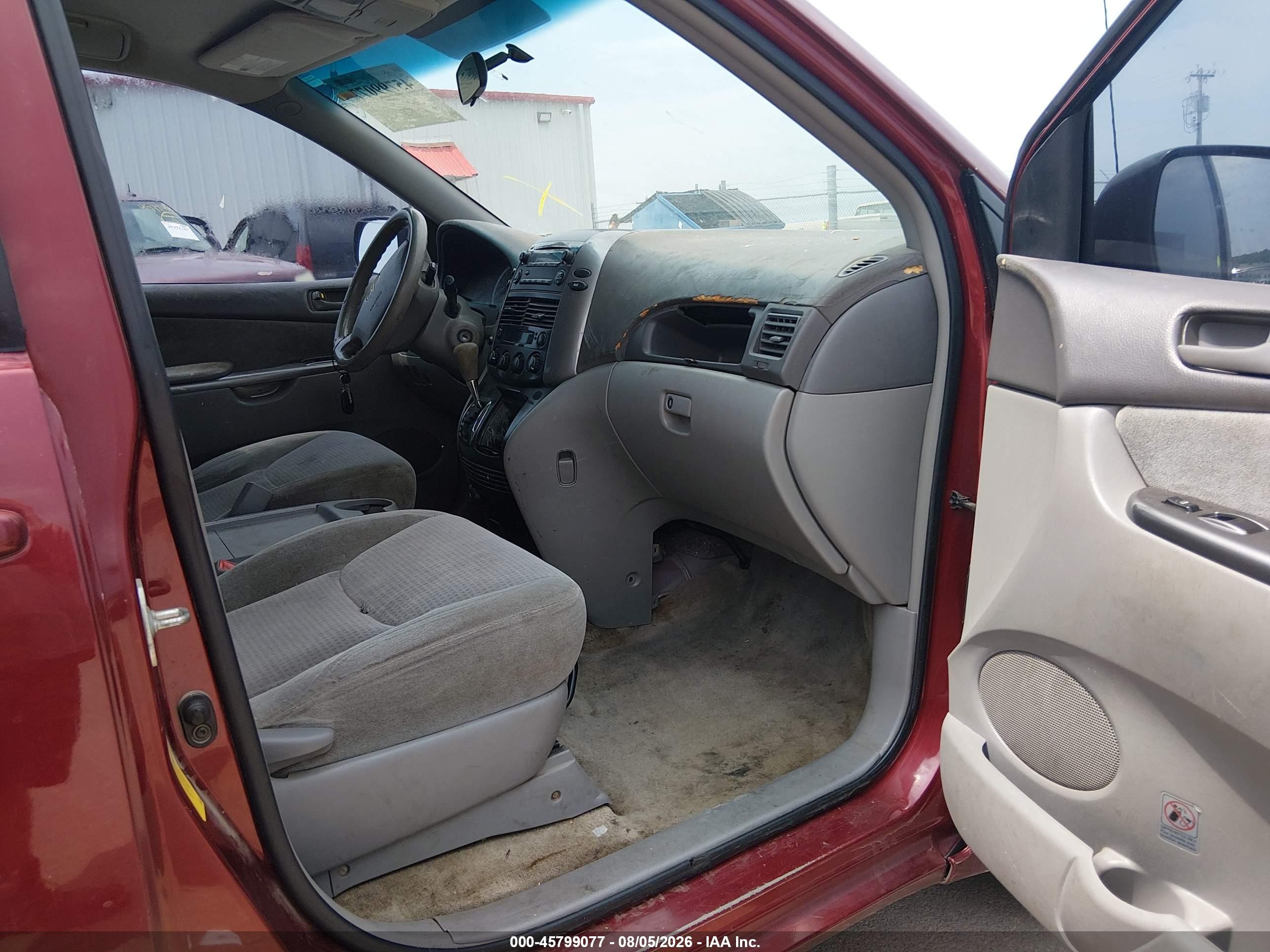 2009 Toyota Sienna Ce Maroon vin: 5TDZK23C89S267240