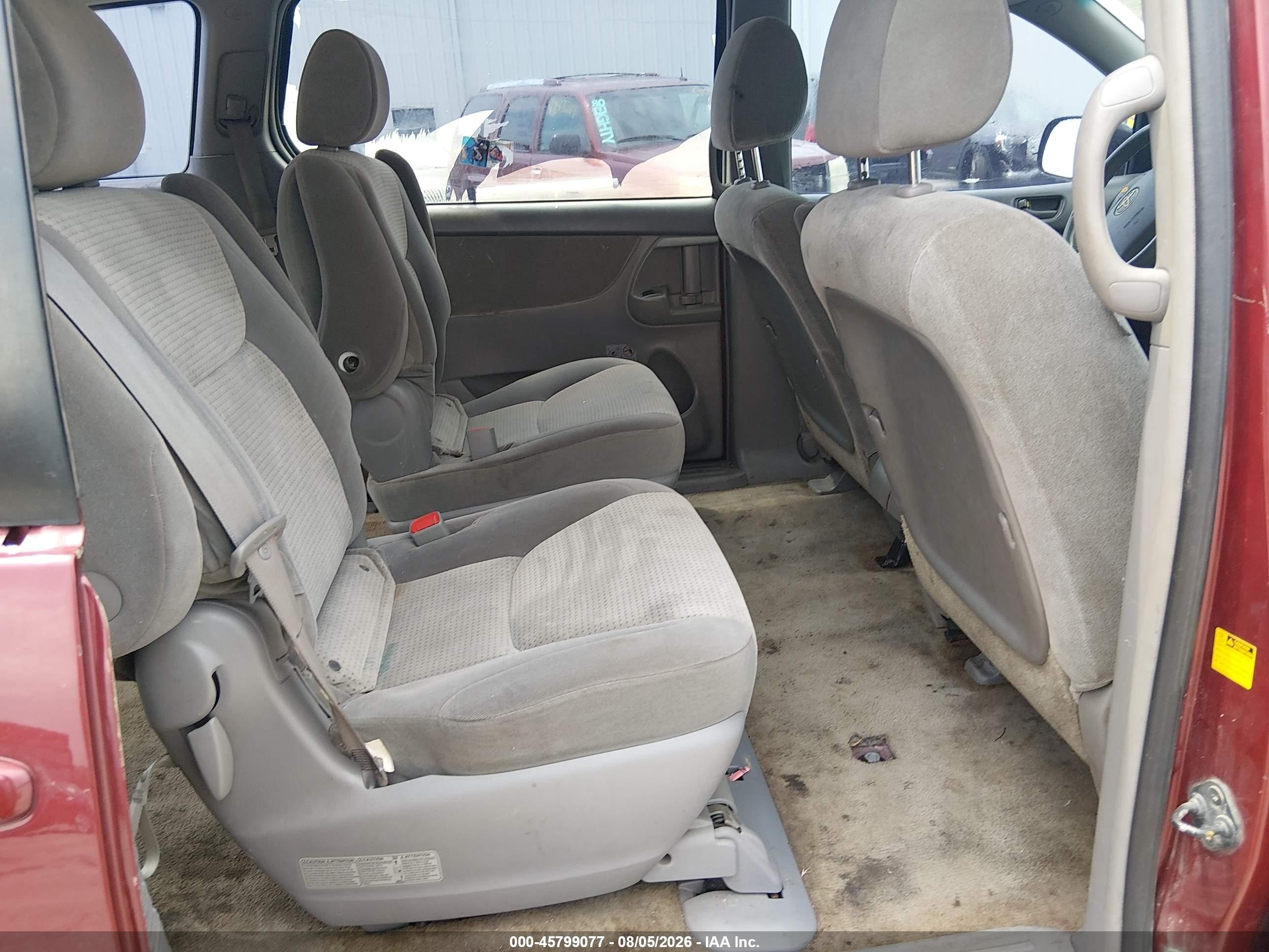 2009 Toyota Sienna Ce Maroon vin: 5TDZK23C89S267240