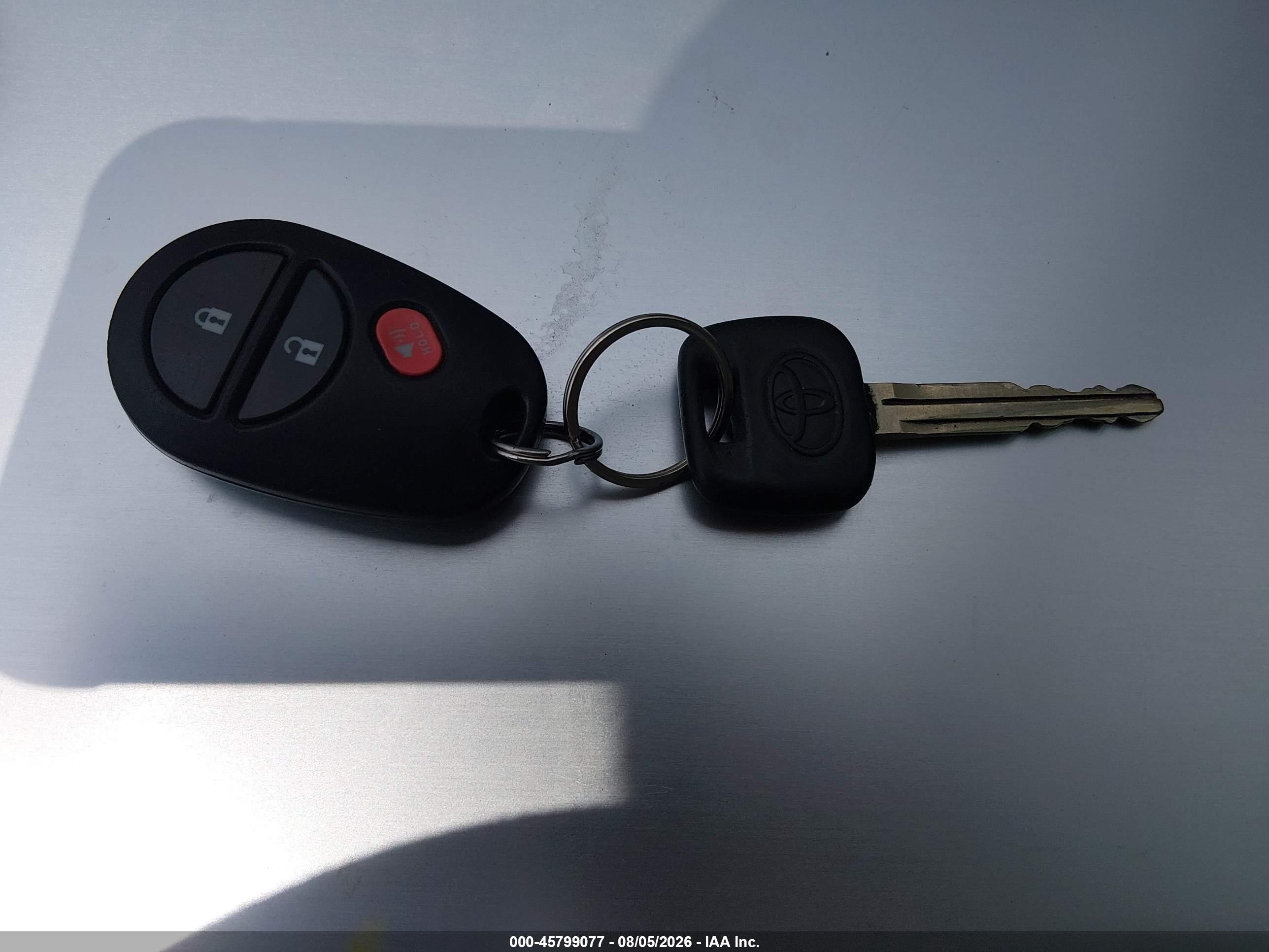 2009 Toyota Sienna Ce Maroon vin: 5TDZK23C89S267240