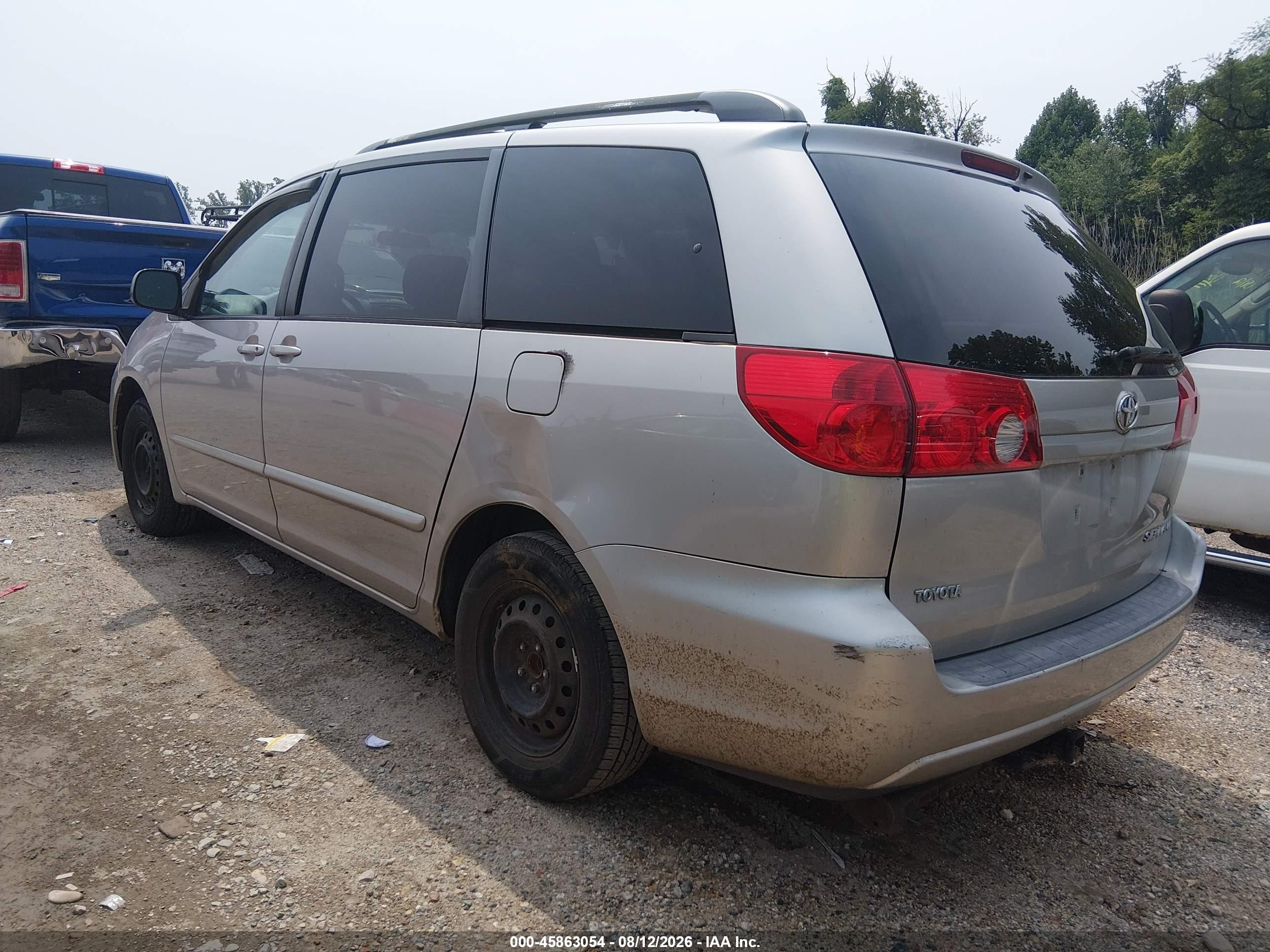 2007 Toyota Sienna Le Gray vin: 5TDZK23C97S000315