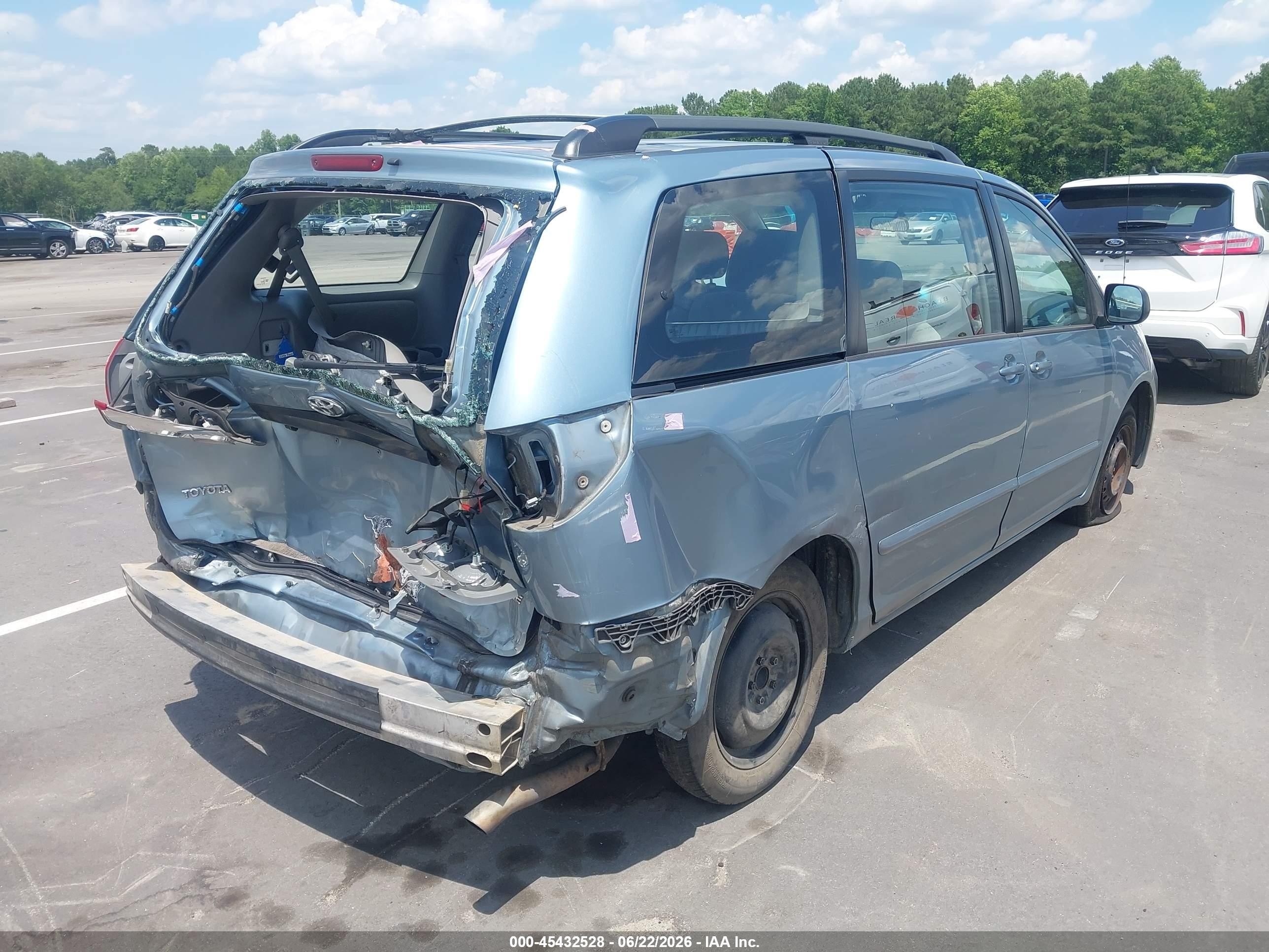 2007 Toyota Sienna Ce Blue vin: 5TDZK23C97S001089
