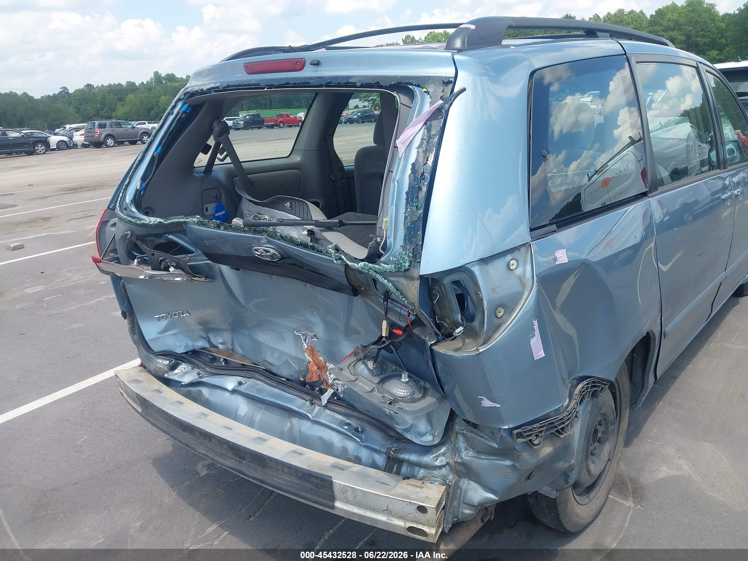 2007 Toyota Sienna Ce Blue vin: 5TDZK23C97S001089