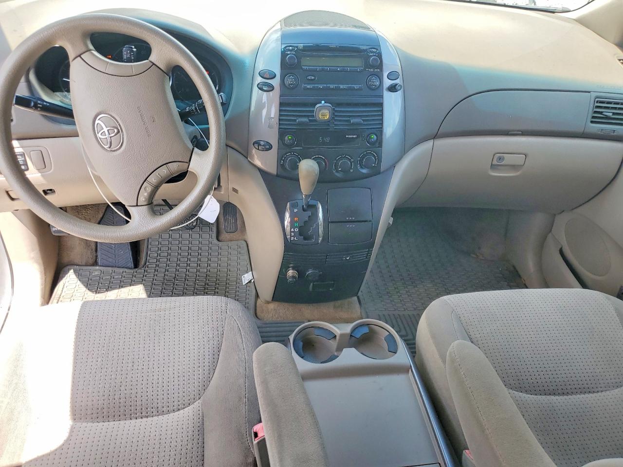 2007 Toyota Sienna Le 8-passenger Белый vin: 5TDZK23C97S023030