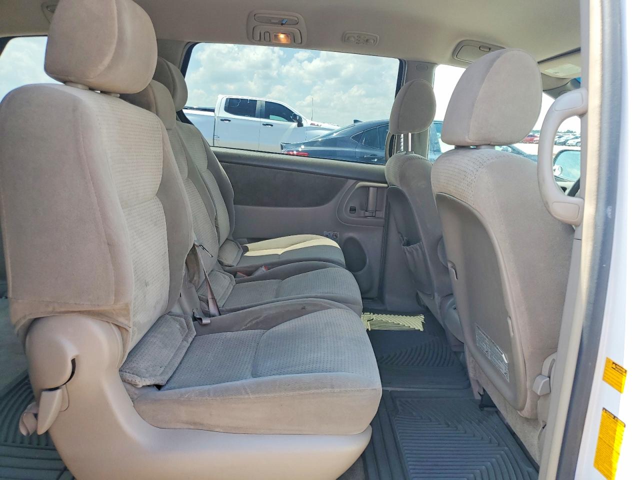 2007 Toyota Sienna Le 8-passenger Белый vin: 5TDZK23C97S023030