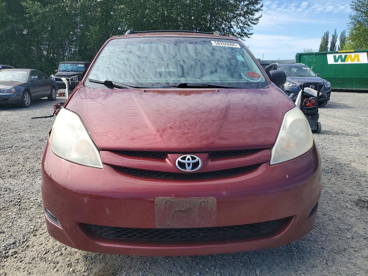2007 Toyota Sienna Le 7-passenger Burgundy vin: 5TDZK23C97S028194
