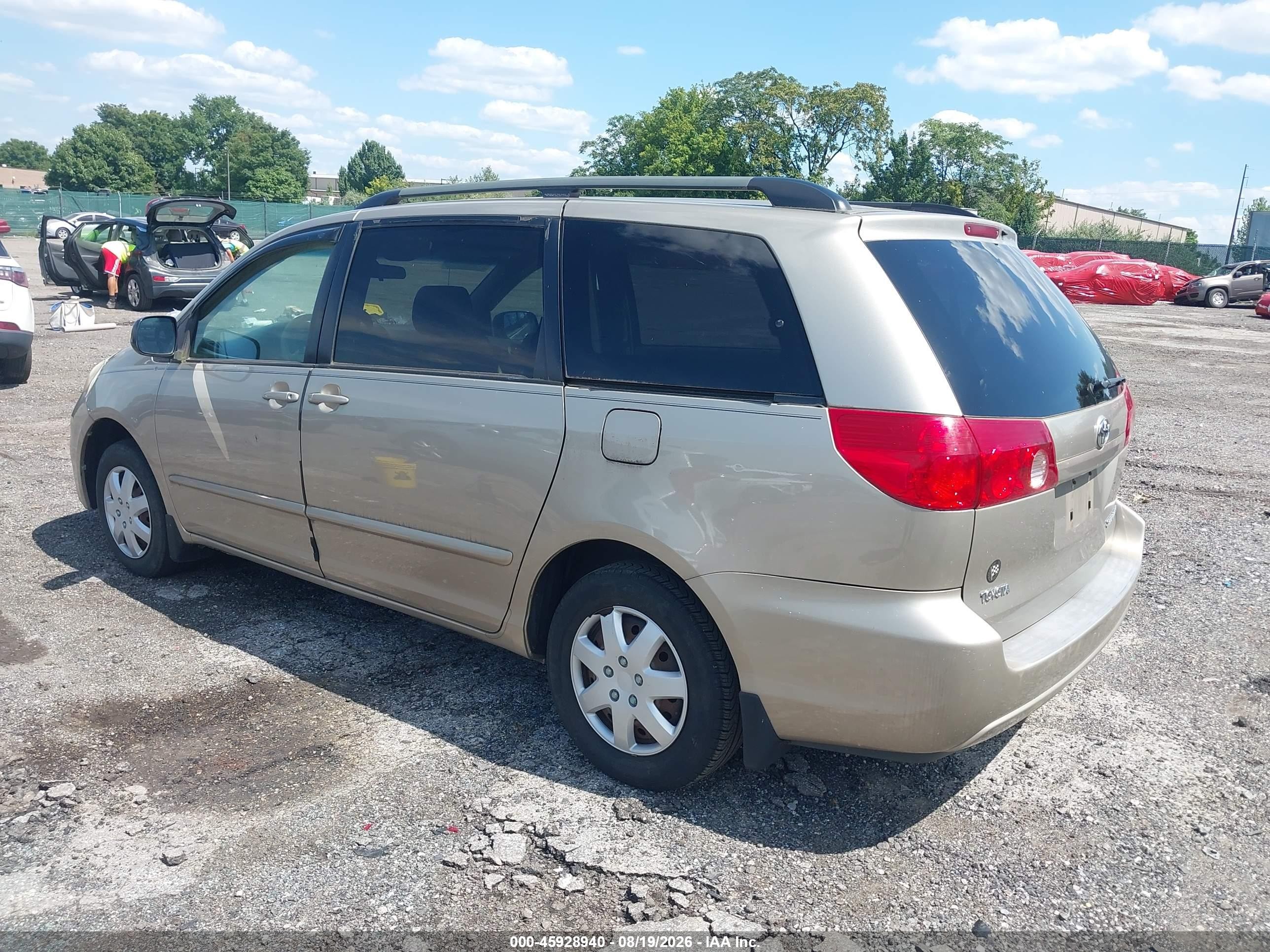 2007 Toyota Sienna Le Gold vin: 5TDZK23C97S085432