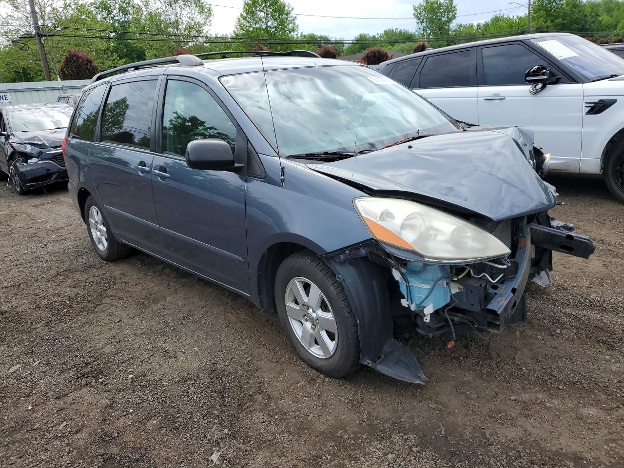 2007 Toyota Sienna Le 7-passenger Blue vin: 5TDZK23C97S087259