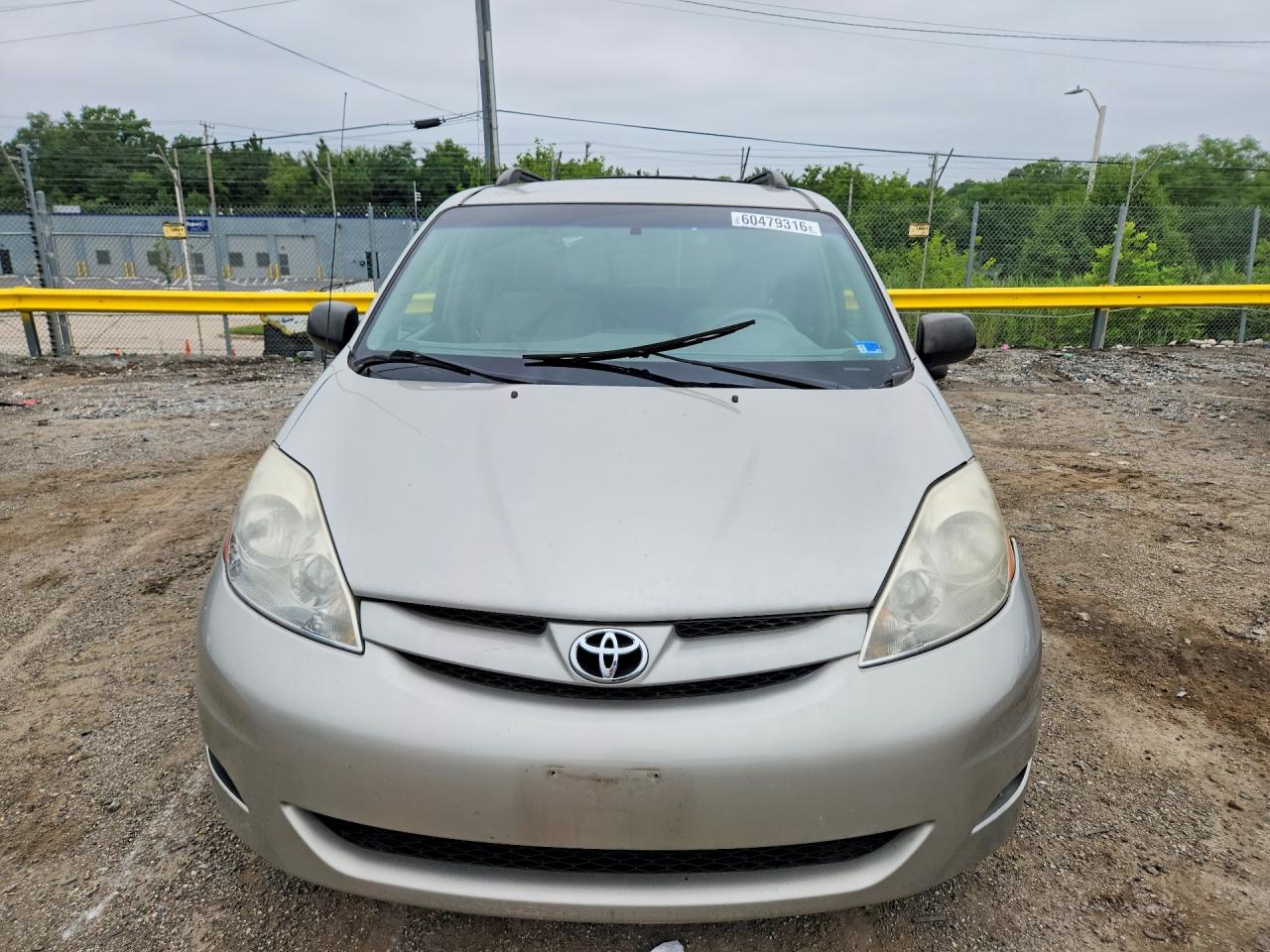 2008 Toyota Sienna Le 8-passenger Gray vin: 5TDZK23C98S099655