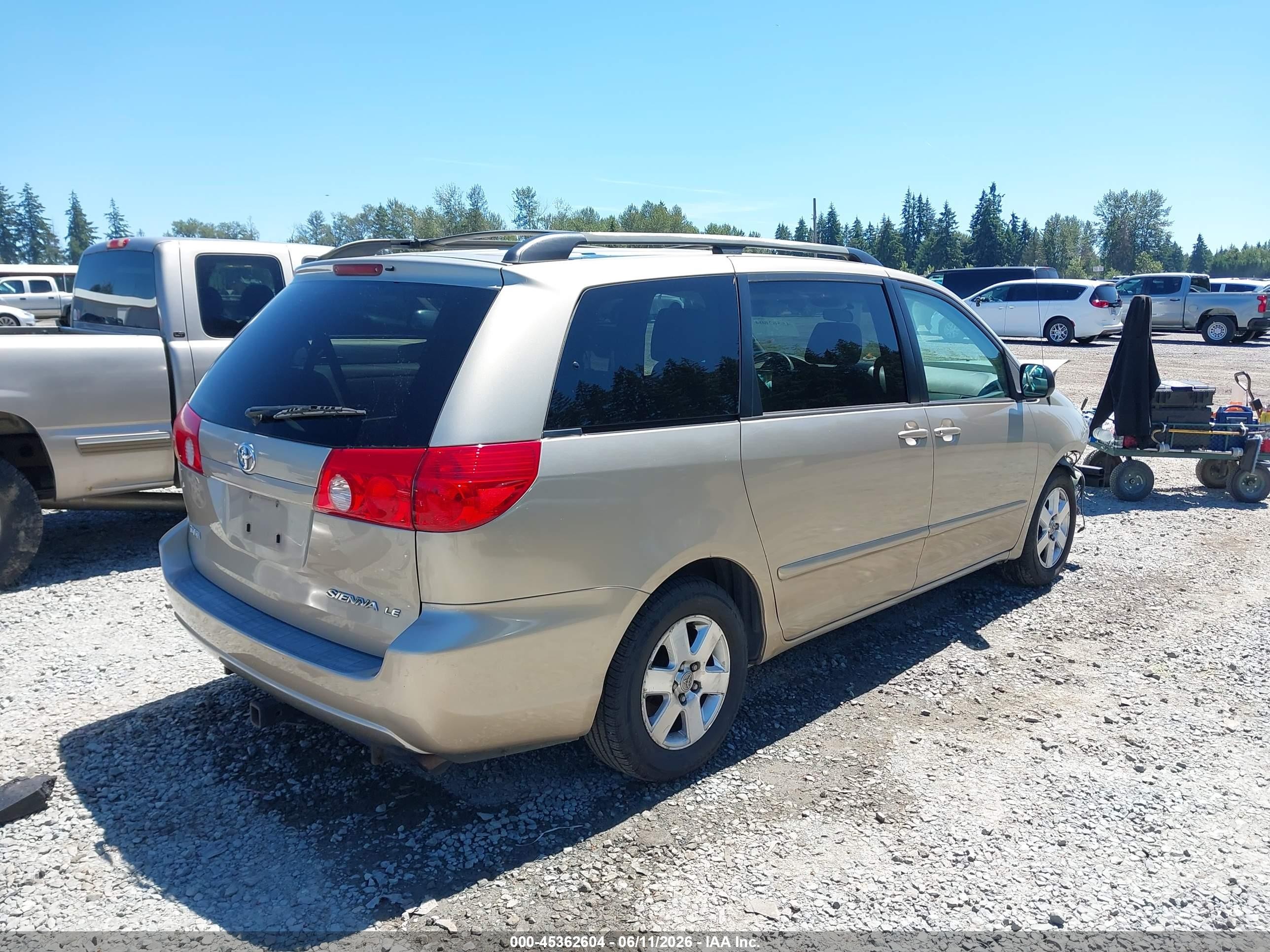 2008 Toyota Sienna Le Gold vin: 5TDZK23C98S109892