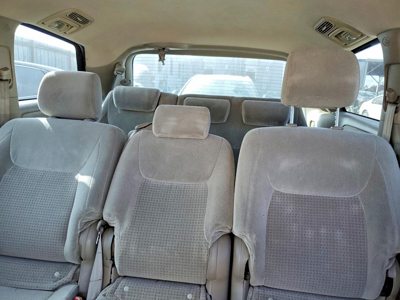 2008 Toyota Sienna Gold vin: 5TDZK23C98S126918