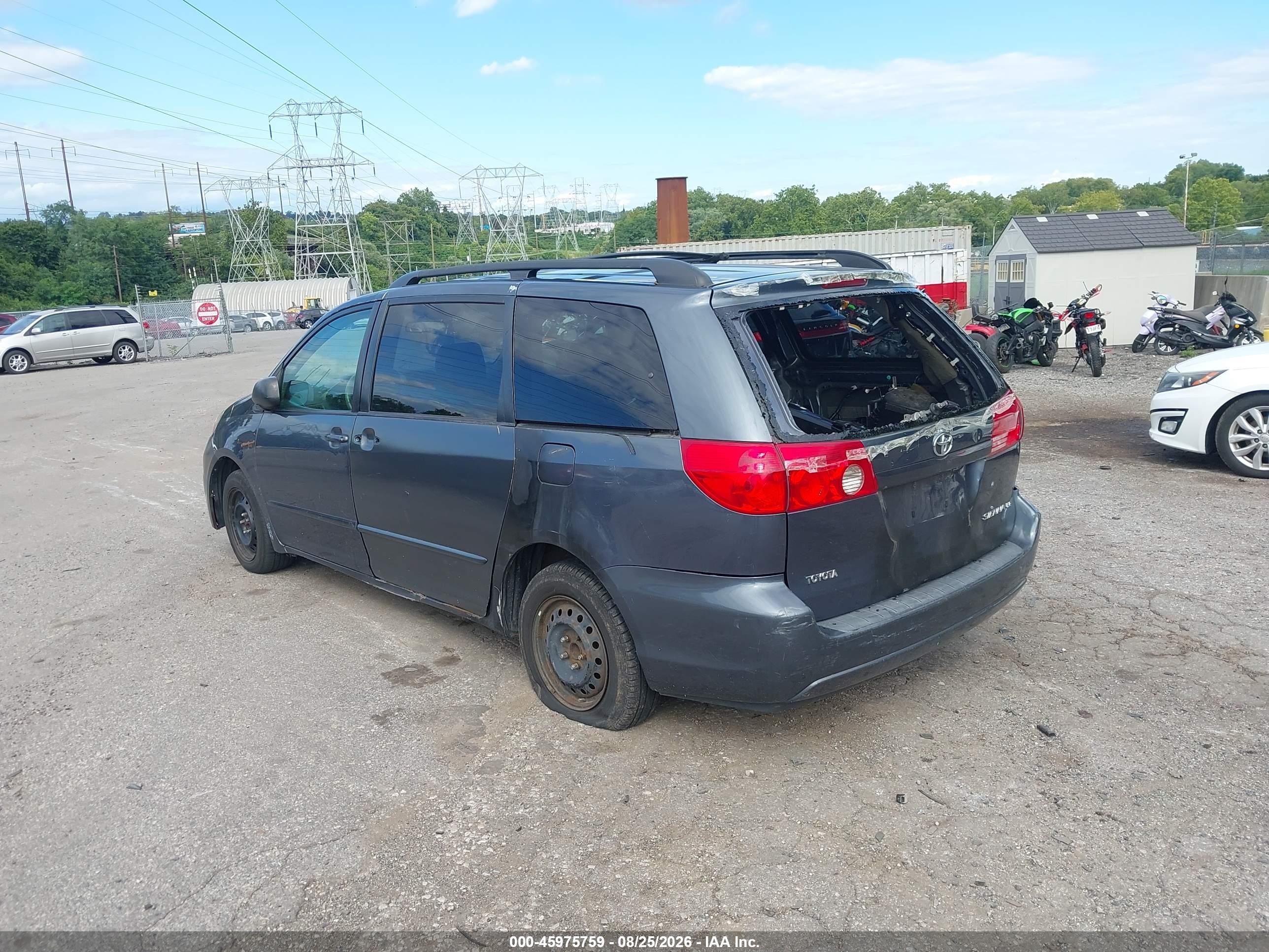 2008 Toyota Sienna Le Navy vin: 5TDZK23C98S173009