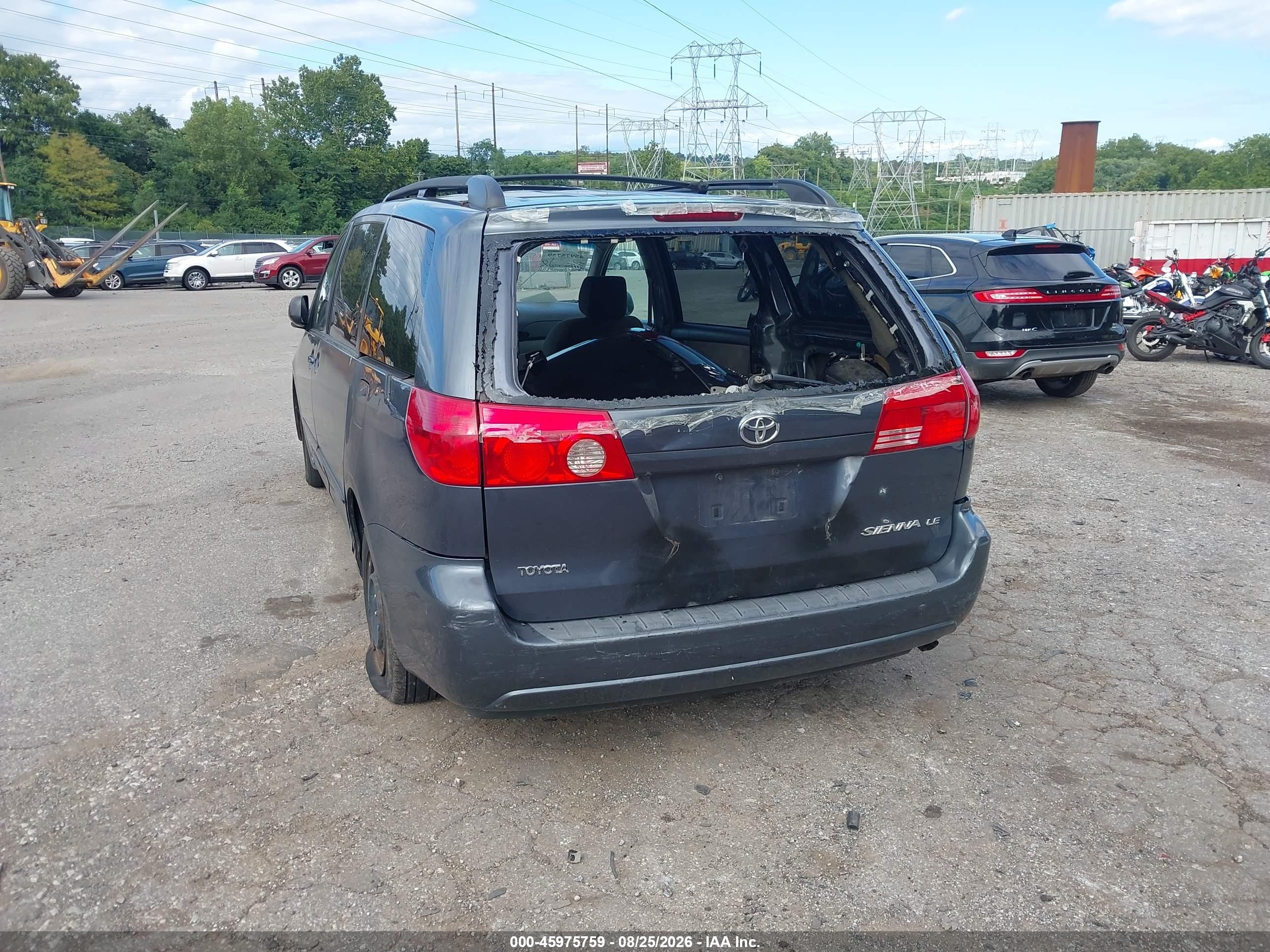 2008 Toyota Sienna Le Navy vin: 5TDZK23C98S173009