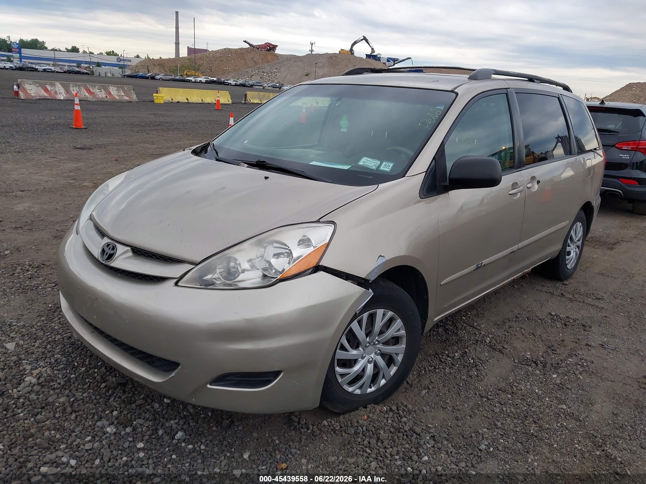 2008 Toyota Sienna Le Gold vin: 5TDZK23C98S173642