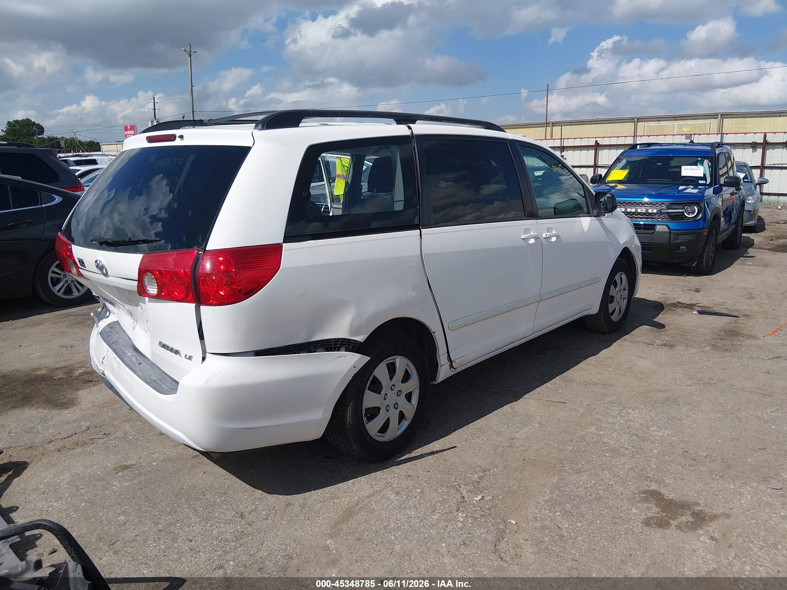 2008 Toyota Sienna Le Белый vin: 5TDZK23C98S190540