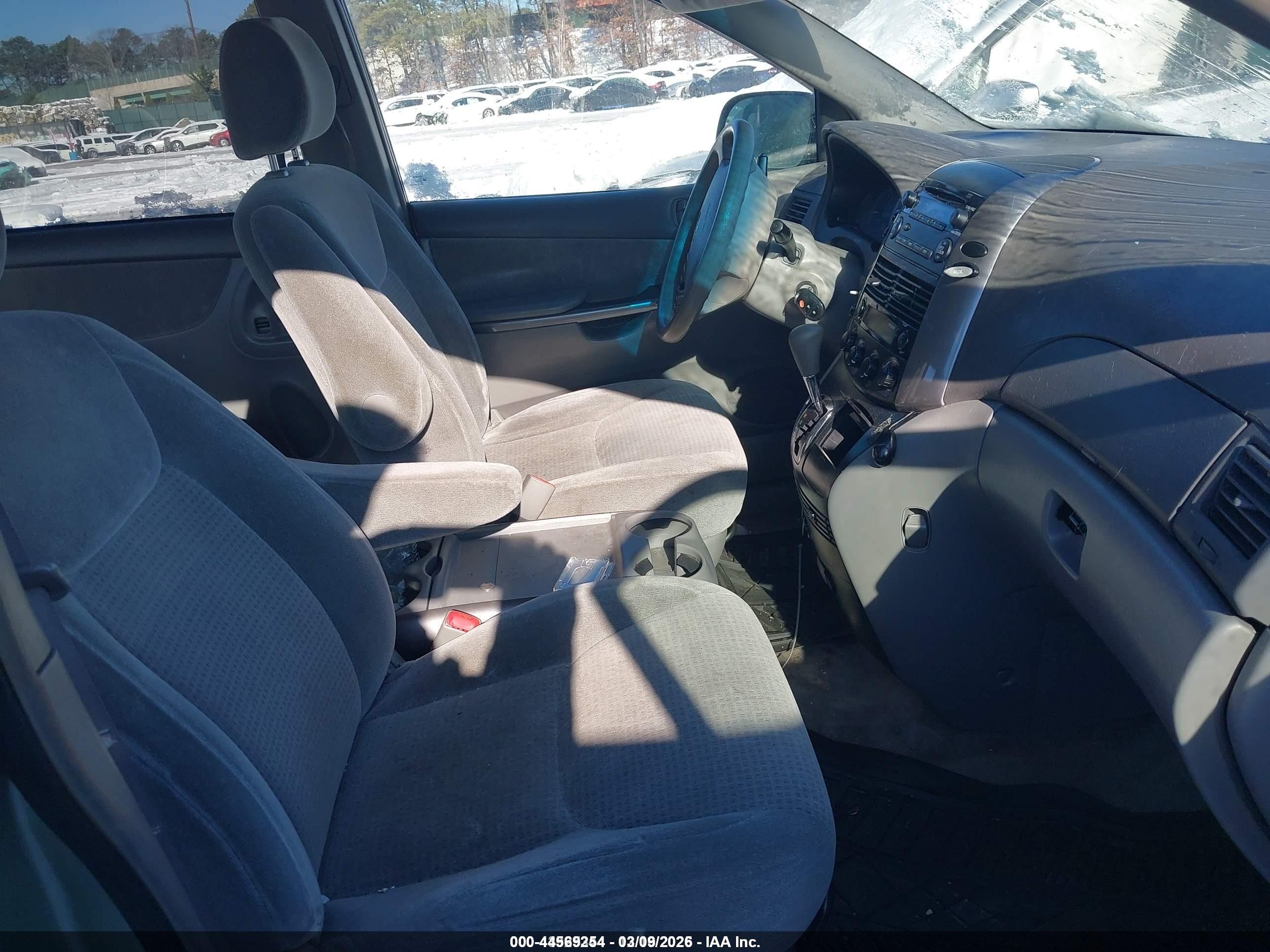 2008 Toyota Sienna Ce Зеленый vin: 5TDZK23C98S193583