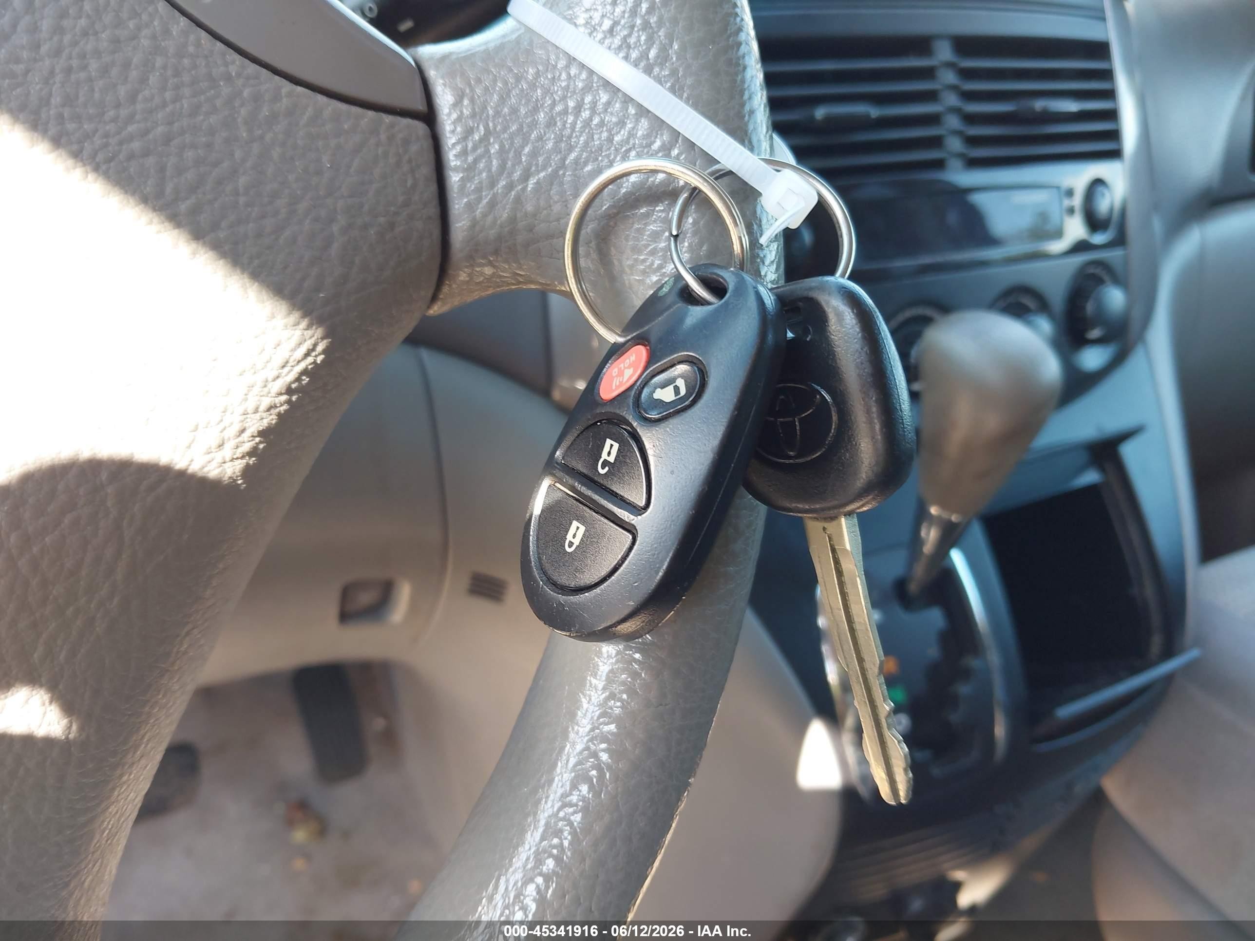 2009 Toyota Sienna Le Tan vin: 5TDZK23C99S242542