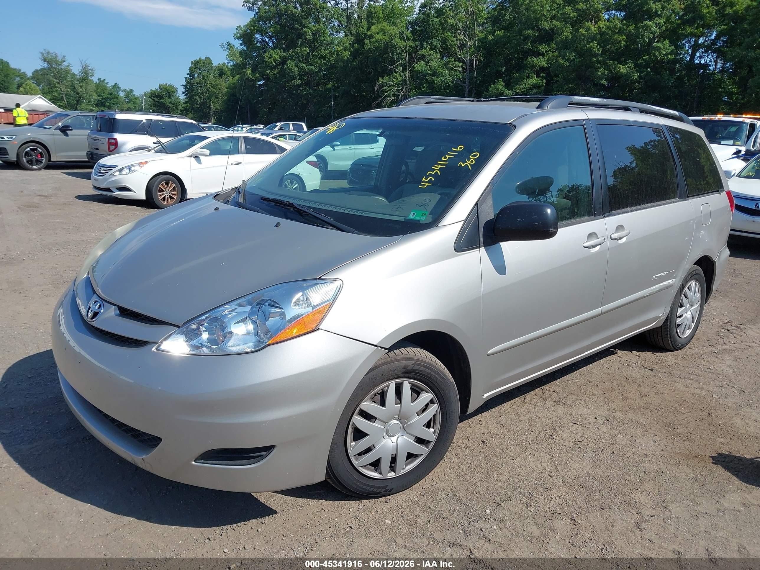 2009 Toyota Sienna Le Tan vin: 5TDZK23C99S242542