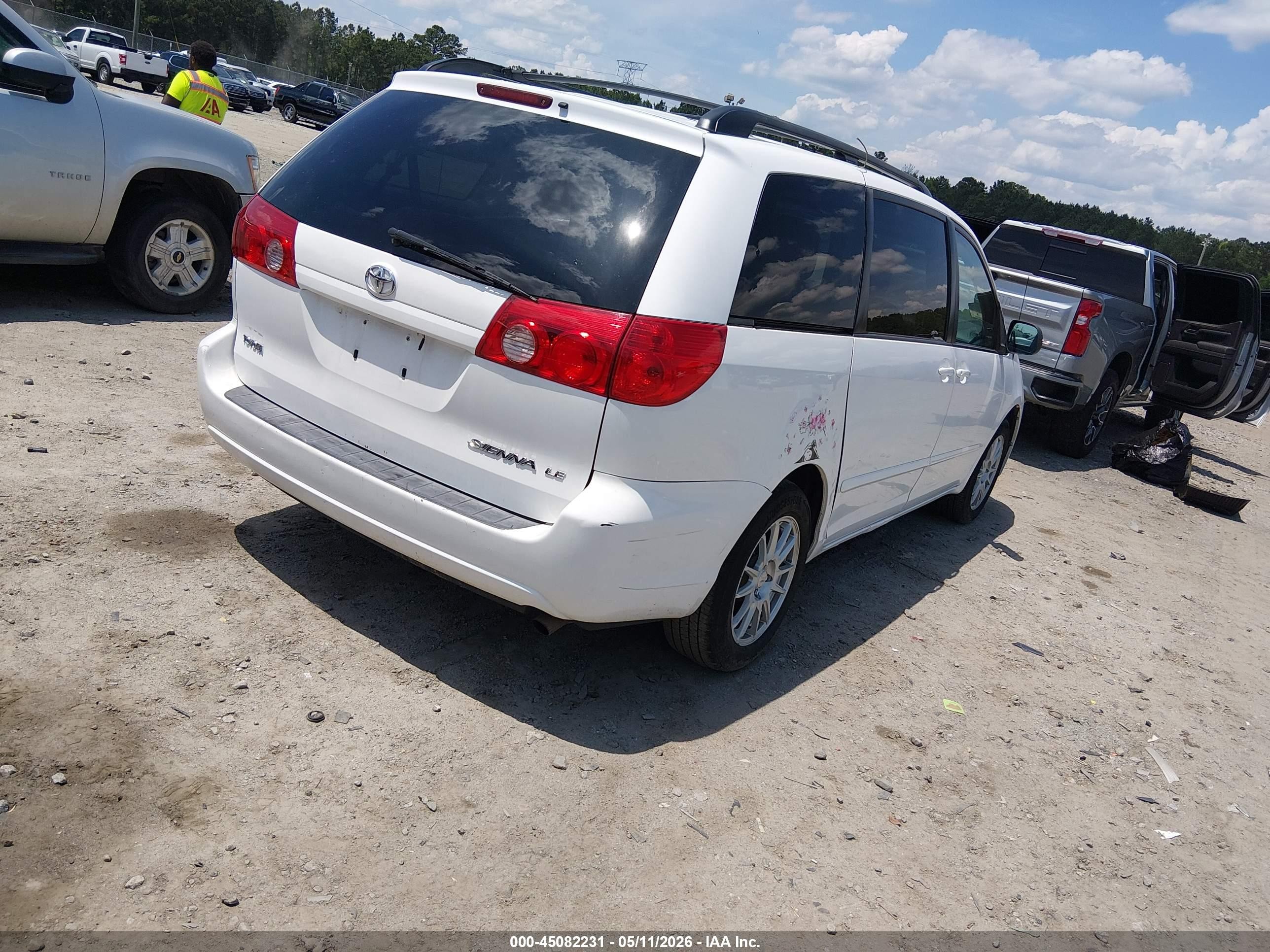 2009 Toyota Sienna Le Белый vin: 5TDZK23C99S266646