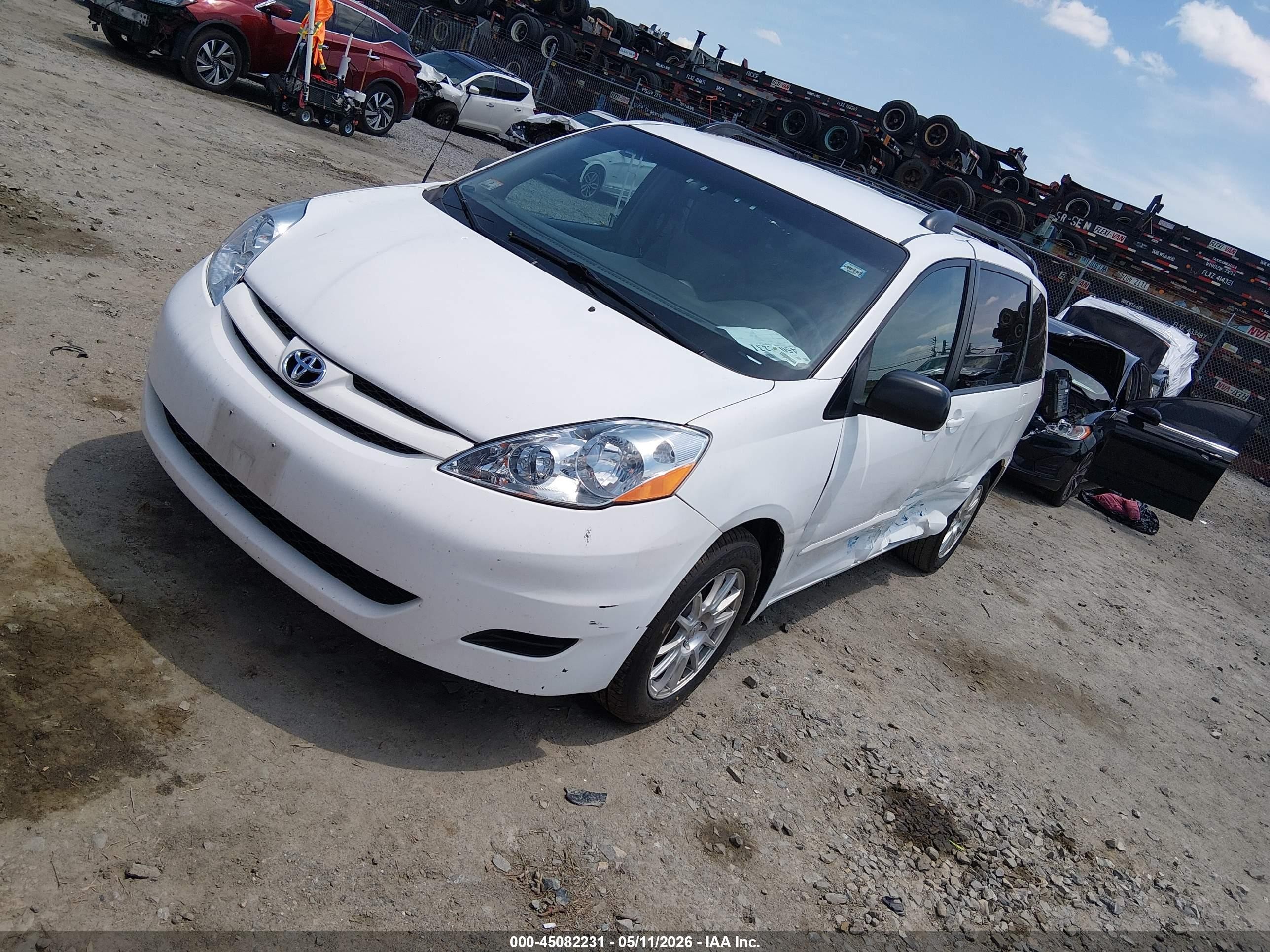 2009 Toyota Sienna Le Белый vin: 5TDZK23C99S266646