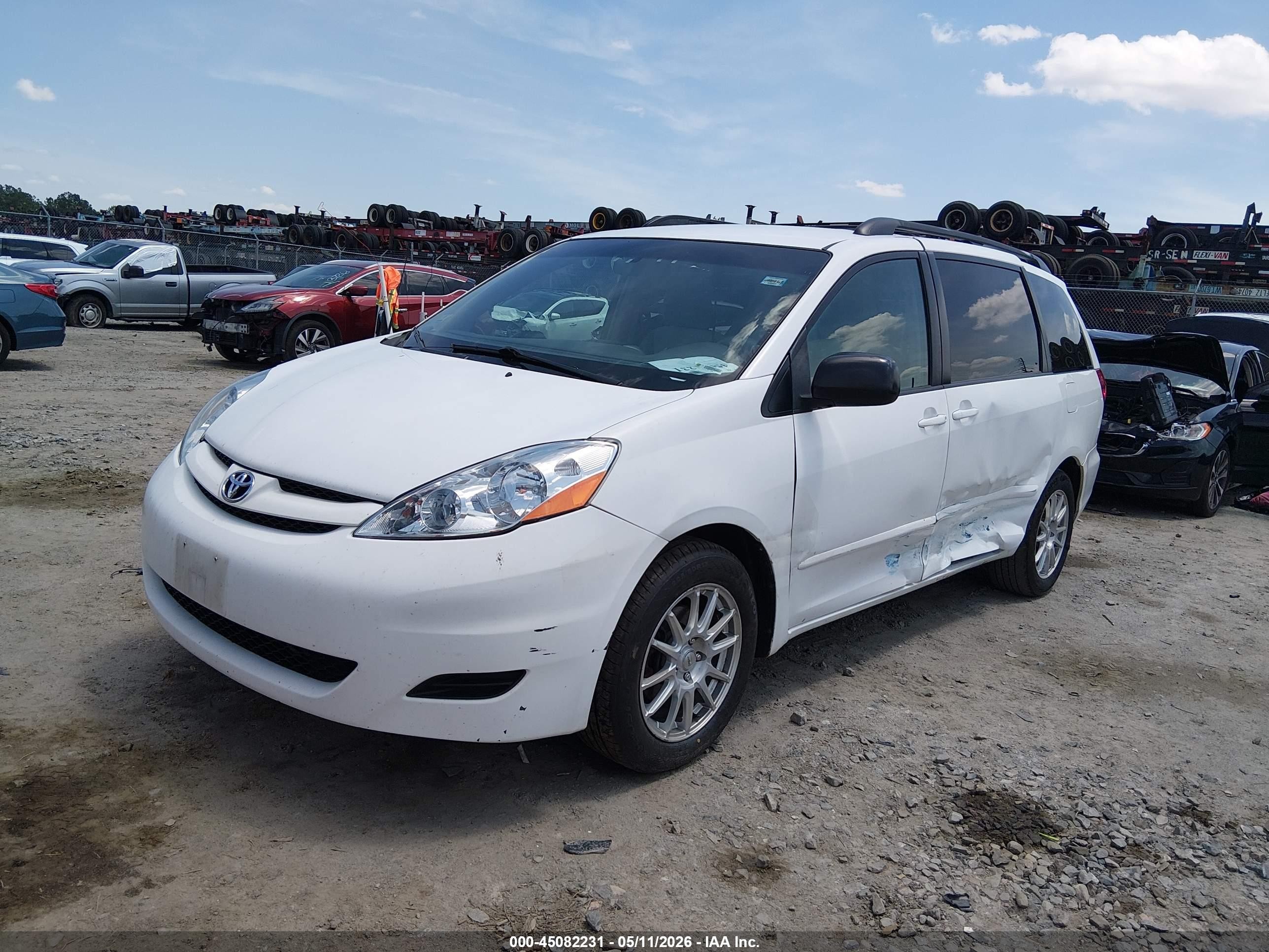 2009 Toyota Sienna Le Белый vin: 5TDZK23C99S266646