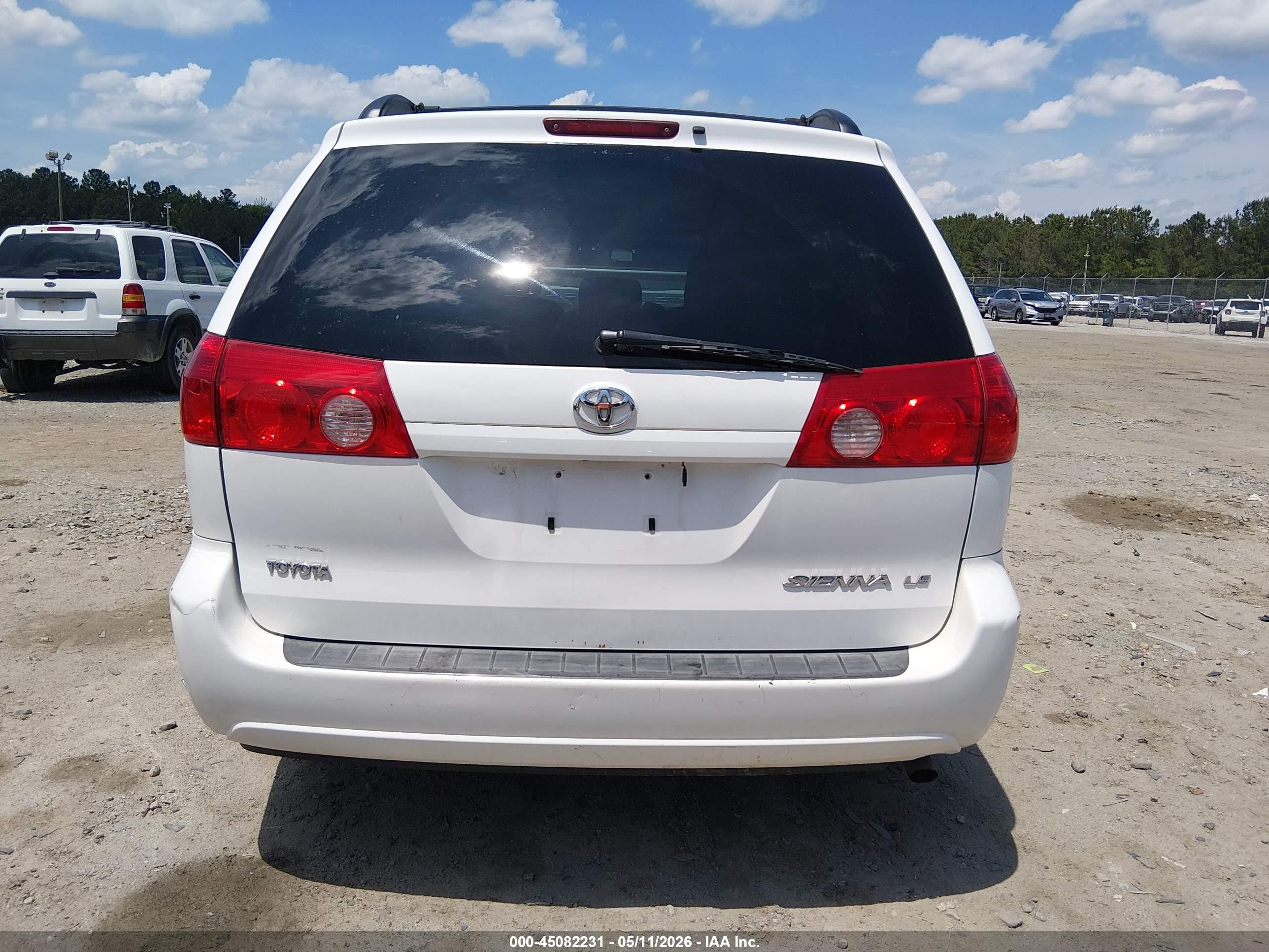 2009 Toyota Sienna Le Белый vin: 5TDZK23C99S266646