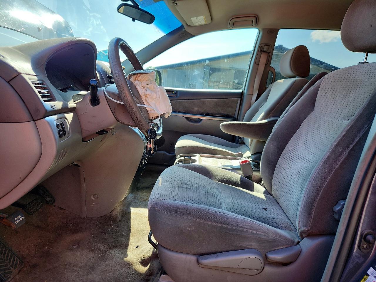 2007 Toyota Sienna Le 7-passenger Blue vin: 5TDZK23CX7S001716