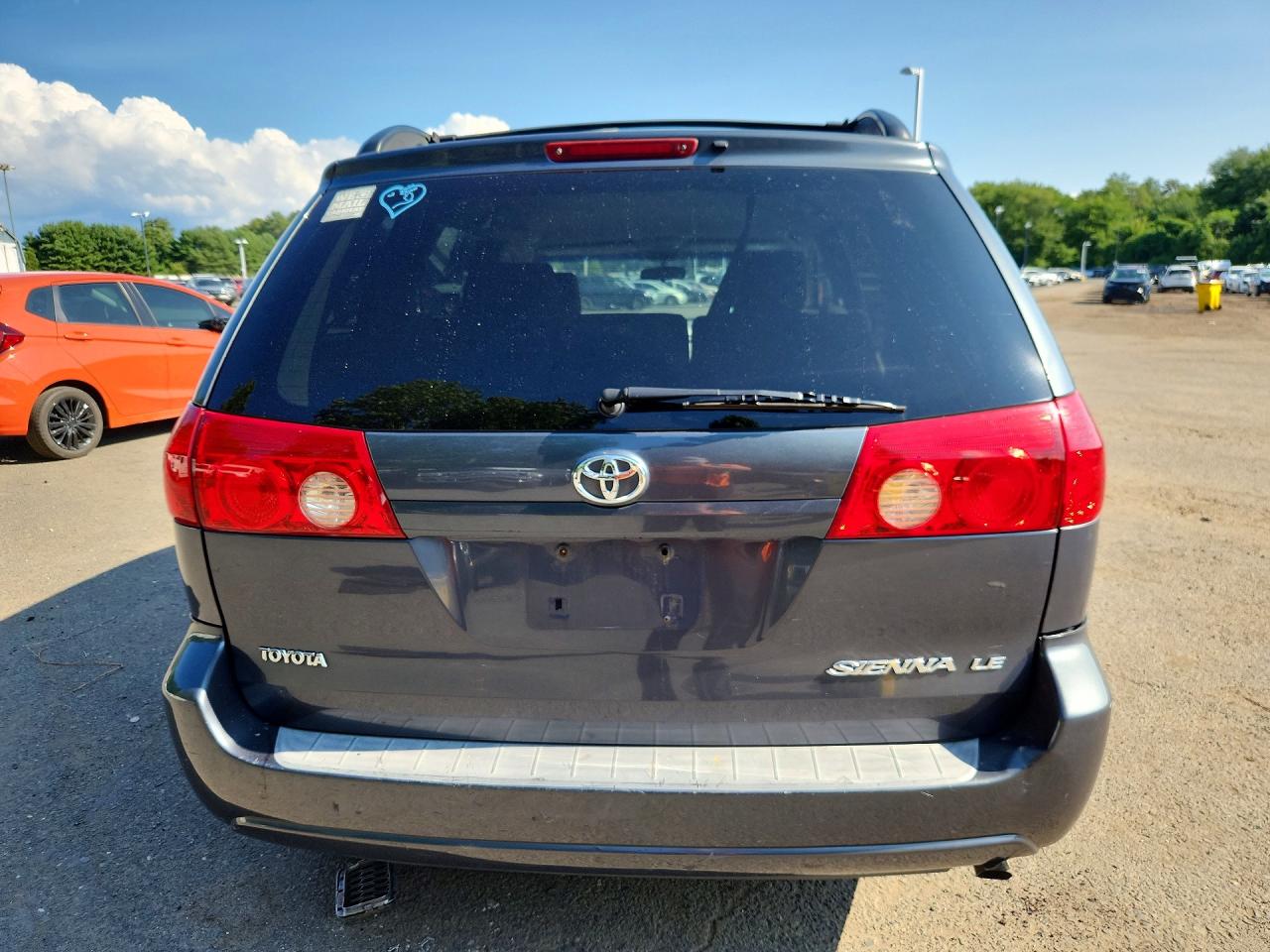 2007 Toyota Sienna Le 7-passenger Blue vin: 5TDZK23CX7S001716